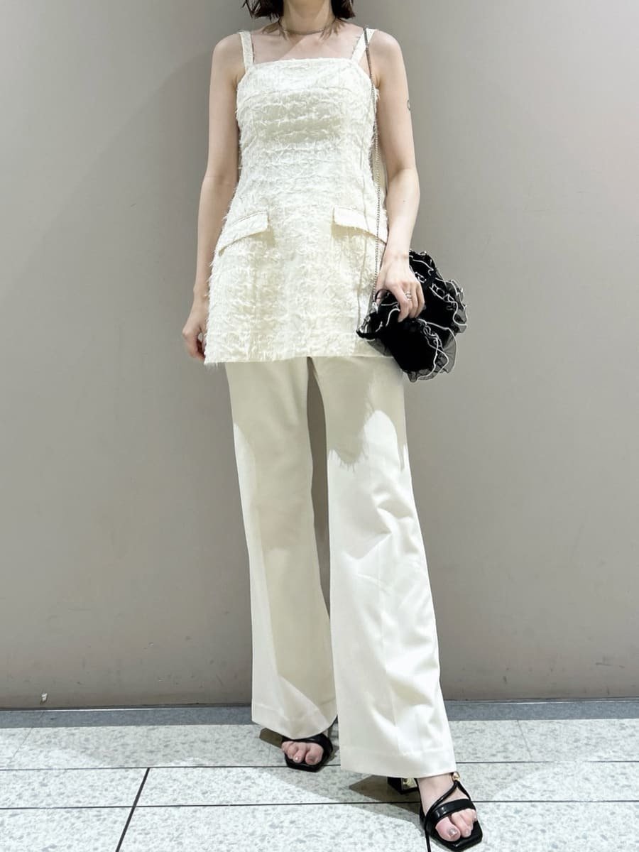 【リリーブラウン/Lily Brown】のペプラムトップスフレアパンツセット インテリア・キッズ・メンズ・レディースファッション・服の通販 founy(ファニー) 　雑誌掲載アイテム　Magazine Items　ファッション雑誌　Fashion Magazines　キャンキャン　CanCam　ファッション　Fashion　レディースファッション　Ladies' Fashion Online　パンツ　Pants　7月号　July Issue　オフショルダー　Off Shoulder　スーツ　Suit　セットアップ　Set Up　チュニック　Tunic　フレア　Flare　マニッシュ　Mannish　ミックス　Mix　雑誌　Magazine　IVR[003]|ID: prp329100004592820 ipo3291000000032608822