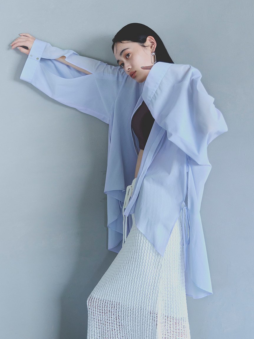 【エミ/emmi】のシアーボリュームシャツ インテリア・キッズ・メンズ・レディースファッション・服の通販 founy(ファニー) 　ファッション　Fashion　レディースファッション　Ladies' Fashion Online　トップス・カットソー　Tops/Tshirt　シャツ/ブラウス　Shirts/Blouses　おすすめ　Recommend　スリット　Slit　セットアップ　Set Up　羽織　Haori　LBLU[081]|ID: prp329100004592841 ipo3291000000032609052