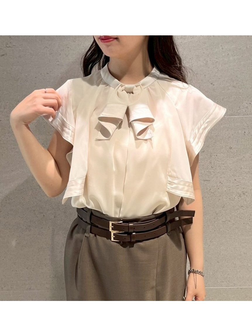 【リリーブラウン/Lily Brown】のスクエアスリーブラッフルブラウス インテリア・キッズ・メンズ・レディースファッション・服の通販 founy(ファニー) 　ファッション　Fashion　レディースファッション　Fashion for Women　トップス・カットソー　Cut & Sew Tops　シャツ・ブラウス・オフィスカジュアル　Elegant Blouses & Button-Ups　インナー　Innerwear　エアリー　Airy Texture　クラシカル　Classical, Vintage-Inspired　サテン　Satin, Glossy Fabric　シフォン　Chiffon, Lightweight Fabric　デニム　Denim, Jeans Material　パターン　Pattern, Design Print　リボン　Ribbon, Bow　エレガント 上品　Elegant　IVR[003]|ID: prp329100004592849 ipo3291000000032609175