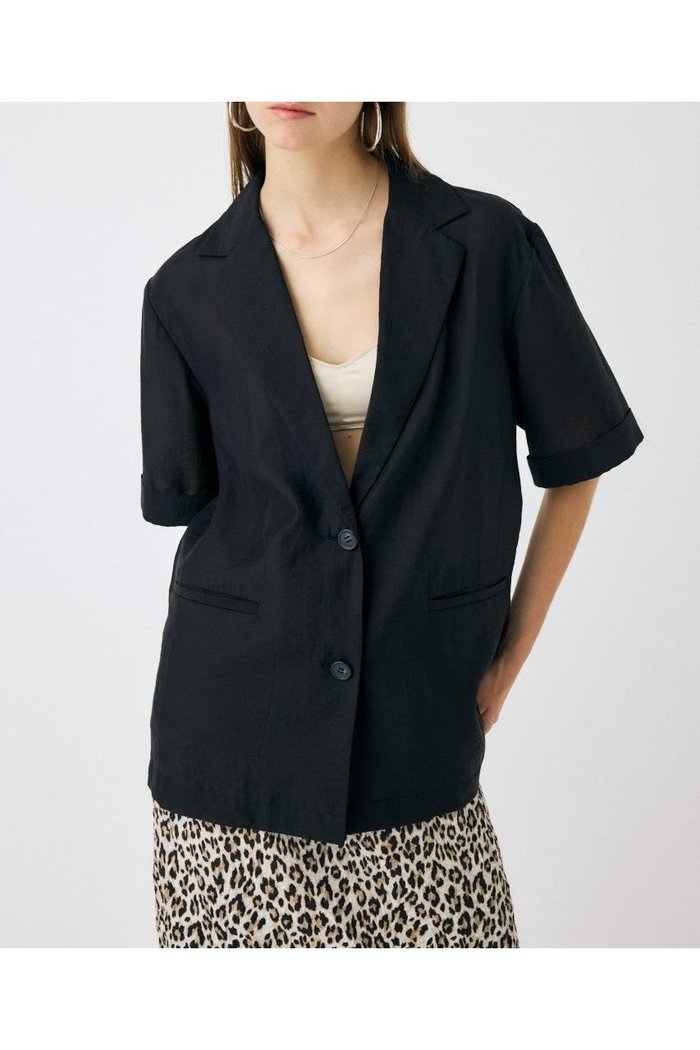 【マウジー/moussy】のMIDDLE SLEEVE シアージャケット インテリア・キッズ・メンズ・レディースファッション・服の通販 founy(ファニー) https://founy.com/ ファッション Fashion レディースファッション Fashion for Women アウター Coat / Outerwear Collection レディースジャケット・軽アウター Jackets インナー Innerwear カットソー Cut and Sewn Top カーディガン Cardigan, Knitwear シンプル Simple, Minimal スリーブ Sleeve, Long Sleeve / Short Sleeve 人気 Popular, Best Seller ハーフ Half, Half-Length 再入荷 Restock / Back in Stock おすすめ Recommended / Our Picks エレガント 上品 Elegant |ID: prp329100004592907 ipo3291000000032609768