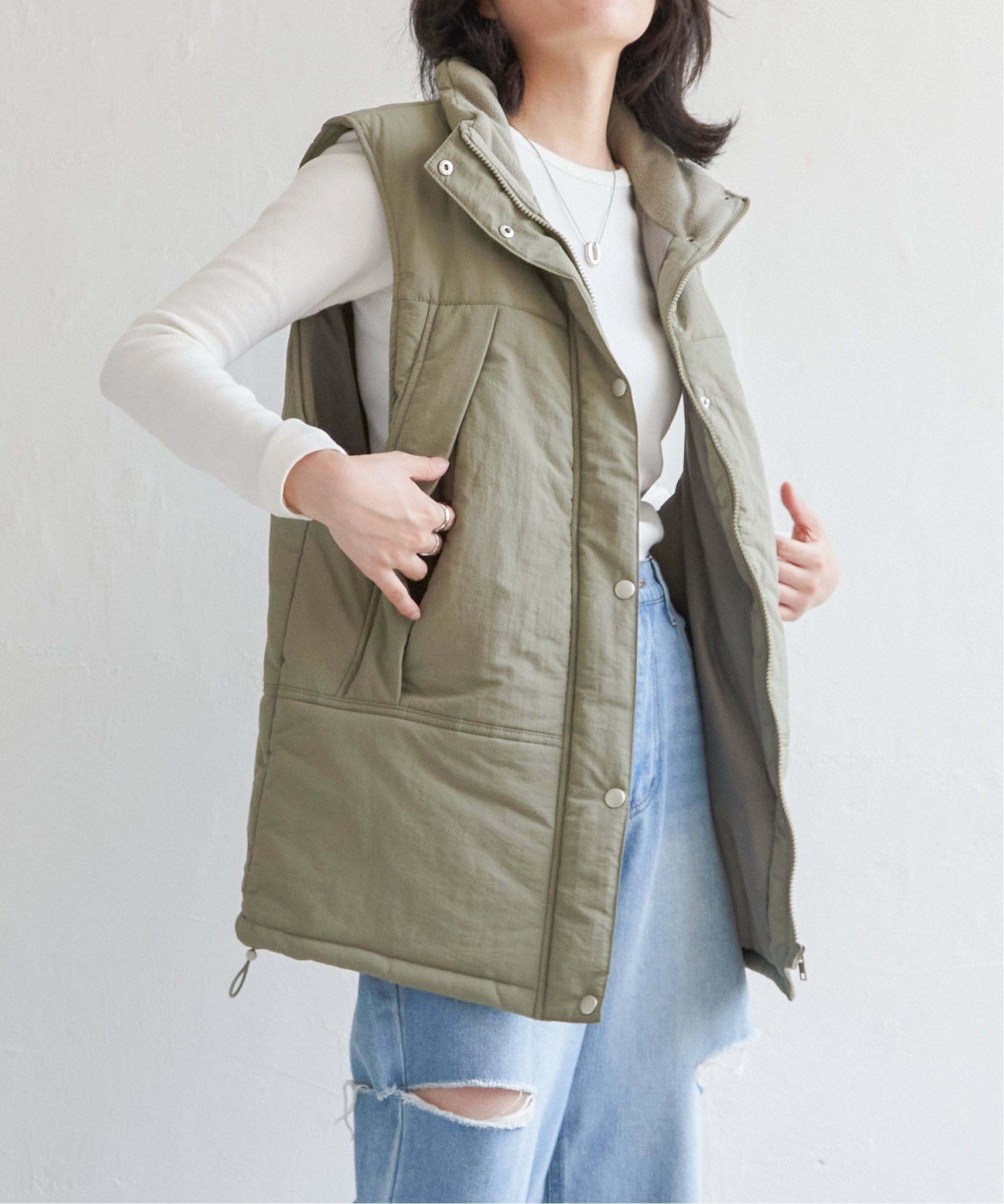 【ヴァンス エクスチェンジ/VENCE EXCHANGE】のナイロン中綿ベスト インテリア・キッズ・メンズ・レディースファッション・服の通販 founy(ファニー) 　ファッション　Fashion　レディースファッション　Fashion for Women　アウター　Coat / Outerwear Collection　トップス・カットソー　Cut & Sew Tops　ベスト&ジレ / 重ね着スタイル　Vests & Gilets　おすすめ　Recommended / Our Picks　スウェット / スエット　Sweatshirt, Sweatwear　スポーツ　Sports, Activewear　スマート　Smart, Elegant　ビッグ　Big, Oversized　フロント　Front, Front Design　ベスト　Vest, Waistcoat　ポケット　Pocket, Pocket Detail　ブルーグリーン|ID: prp329100004592972 ipo3291000000032610802