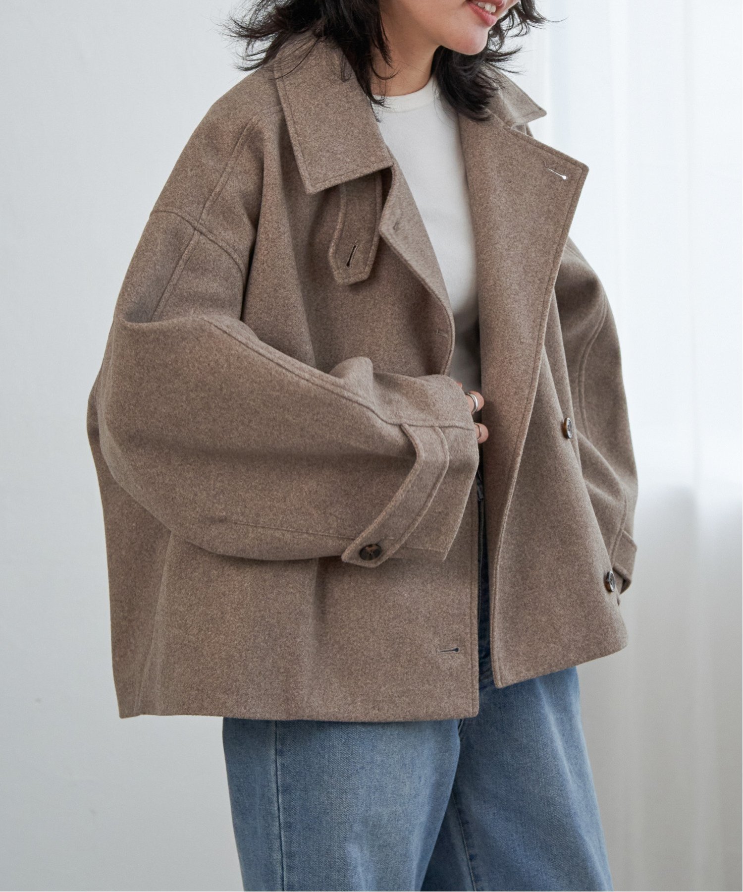 【ヴァンス エクスチェンジ/VENCE EXCHANGE】のフェイクモッサスタンドショートジャケット/スタンドカラー/ロングスリーブ インテリア・キッズ・メンズ・レディースファッション・服の通販 founy(ファニー) 　ファッション　Fashion　レディースファッション　Fashion for Women　アウター　Coat / Outerwear Collection　レディースジャケット・軽アウター　Jackets　おすすめ　Recommended / Our Picks　ショルダー　Shoulder, Shoulder Strap　ショート　Short, Short Length　ジャケット　Jacket, Outerwear　スタンド　Stand Collar, Upright Stand　スリーブ　Sleeve, Long Sleeve / Short Sleeve　デニム　Denim, Jeans Material　ドロップ　Drop Shoulder, Dropped Style　バランス　Balance, Style Balance　フェミニン　Feminine, Girly　ロング　Long, Long-Length　ブラウン|ID: prp329100004592979 ipo3291000000032610883