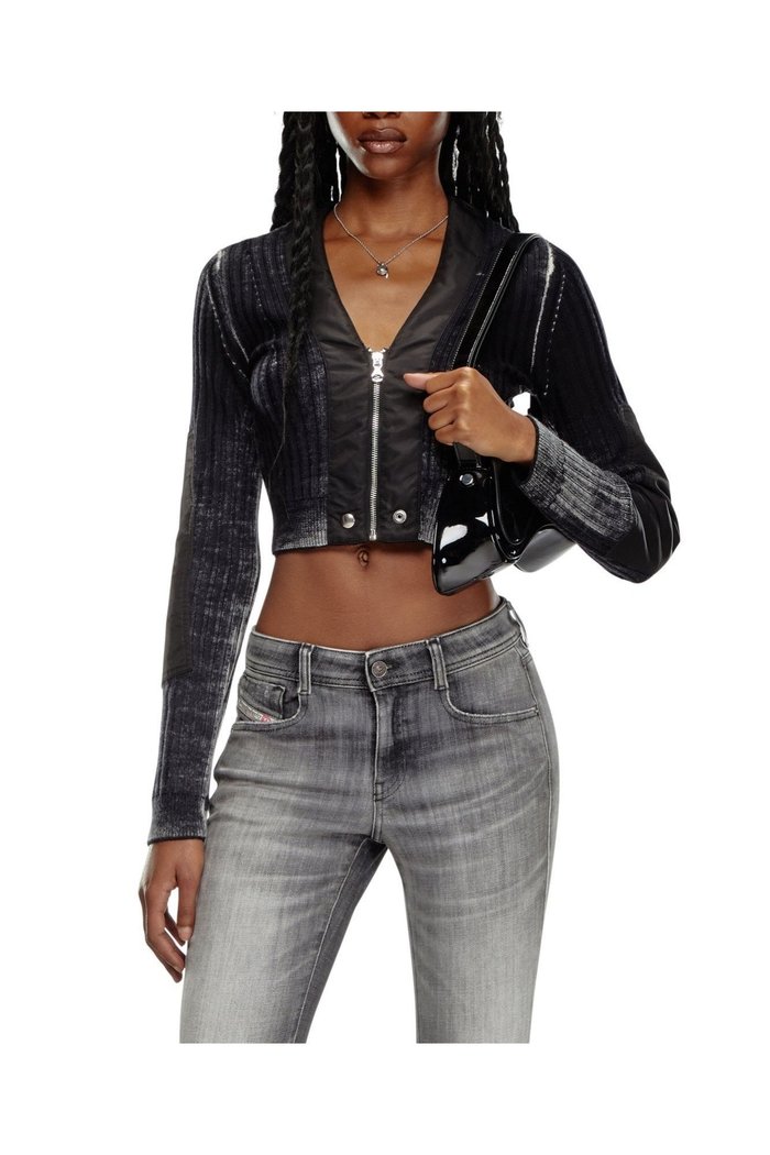 【ディーゼル/DIESEL】のレディース ニット カーディガン クロップド丈 インテリア・キッズ・メンズ・レディースファッション・服の通販 founy(ファニー) https://founy.com/ ファッション Fashion レディースファッション Ladies' Fashion Online トップス・カットソー Tops/Tshirt ニット Knit Tops カーディガン Cardigans カーディガン Cardigan キャミソール Camisole クロップド Cropped コンパクト Compact ジャケット Jacket フィット Fit |ID: prp329100004593708 ipo3291000000032621651