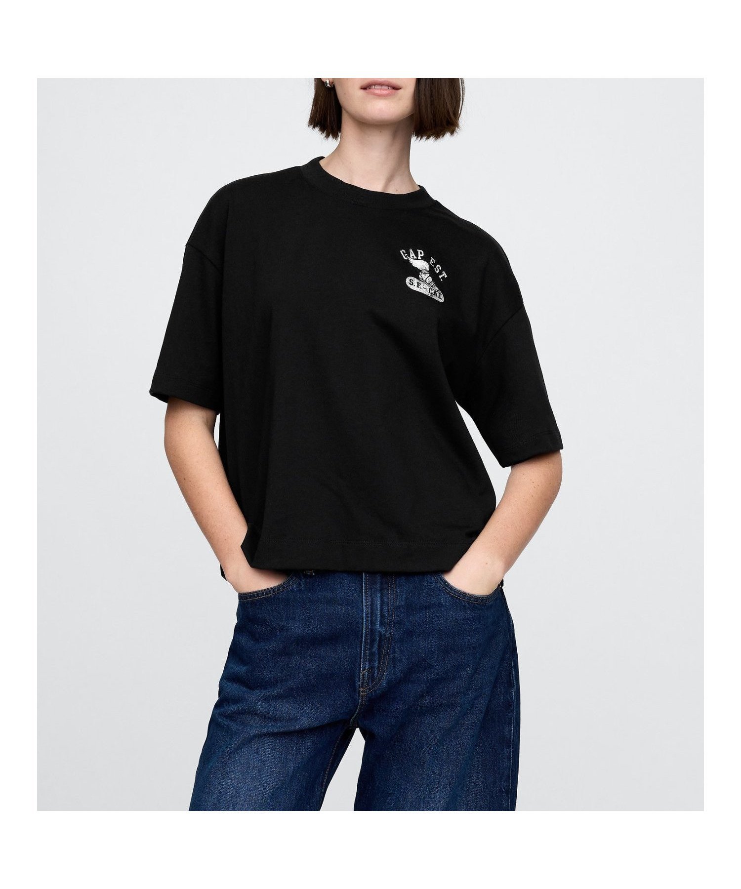 【ギャップ/GAP】のヘビーウェイト オーガニックコットン GAPロゴTシャツ インテリア・キッズ・メンズ・レディースファッション・服の通販 founy(ファニー) 　ファッション　Fashion　レディースファッション　Ladies' Fashion Online　トップス・カットソー　Tops/Tshirt　シャツ/ブラウス　Shirts/Blouses　ロング / Tシャツ　T-Shirts　おすすめ　Recommend　ダウン　Down　フィット　Fit　フロント　Front　TRUE_BLACK_V2|ID: prp329100004593728 ipo3291000000032622672