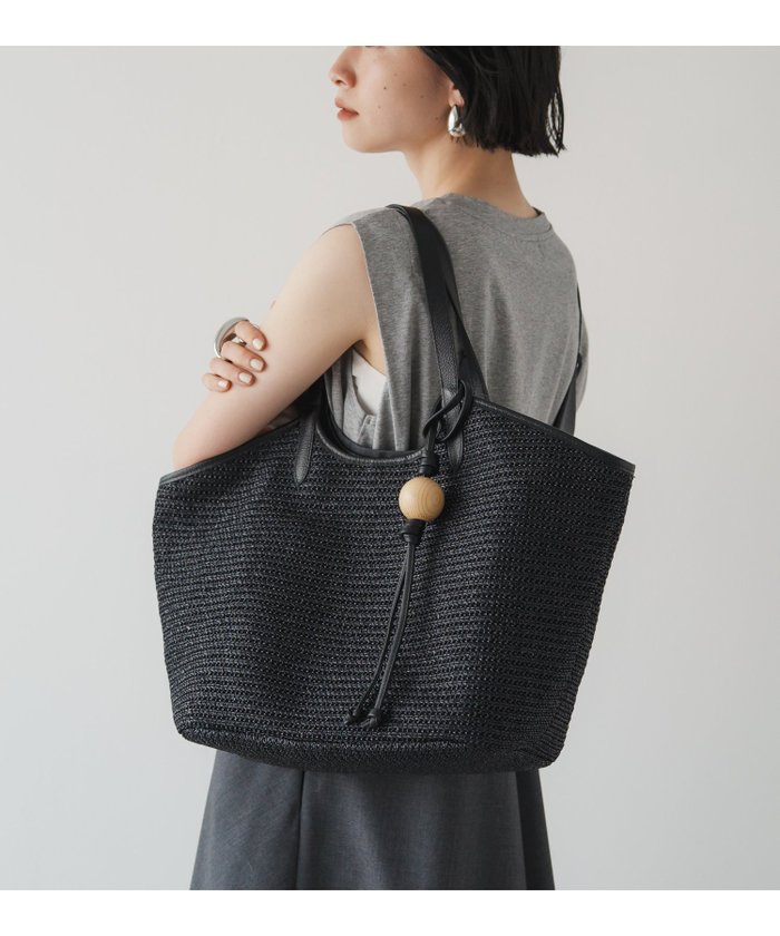 【ラシット/russet】の【russet×BEARDSLEYコラボ第2弾】カゴトートバッグ インテリア・キッズ・メンズ・レディースファッション・服の通販 founy(ファニー) https://founy.com/ ファッション Fashion レディースファッション Ladies' Fashion Online バッグ Bag 春 Spring コラボ Collaboration 軽量 Lightweight スマート Smart 財布 Wallet タオル Towel チャーム Charm デニム Denim 定番 Standard 人気 Popularity ハンド Hand ポケット Pocket ポーチ Pouch ラフィア Raffia ワンポイント One Point S/S・春夏 Ss・Spring/Summer 夏 Summer |ID: prp329100004593754 ipo3291000000032623460