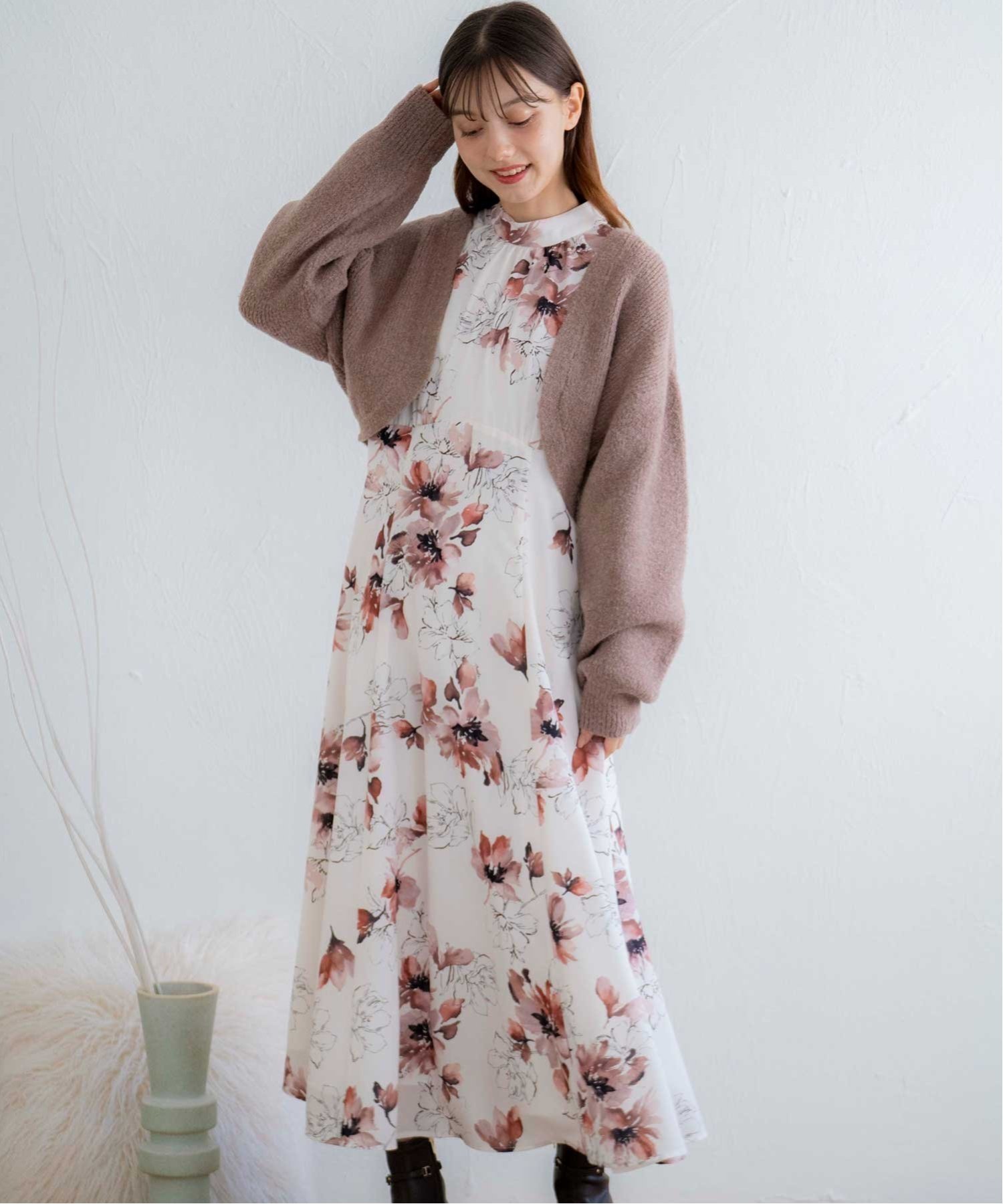 【ノエラ/Noela】のカーデ×ラインフラワーワンピース インテリア・キッズ・メンズ・レディースファッション・服の通販 founy(ファニー) 　ファッション　Fashion　レディースファッション　Ladies' Fashion Online　ワンピース　Dress　フラワー　Flower　ボレロ　Bolero　ポケット　Pocket　切替　Switching　コーラル|ID: prp329100004593769 ipo3291000000032623703