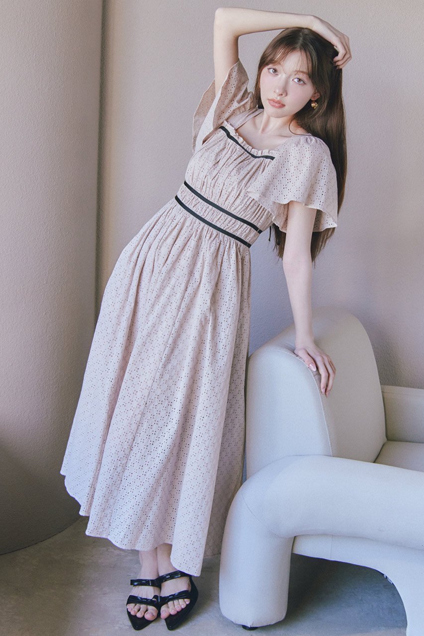 【リエンダ/rienda】のコットンレースフレアワンピース インテリア・キッズ・メンズ・レディースファッション・服の通販 founy(ファニー) 　ファッション　Fashion　レディースファッション　Fashion for Women　ワンピース　Dresses　アクセサリー　Fashion Accessories　ギャザー　Gathered, Ruffled　スリーブ　Sleeve, Long Sleeve / Short Sleeve　トレンド　Trend, Trending Now　ネックレス　Necklace, Pendant Necklace　バンダナ　Bandana, Head Scarf　フレア　Flare, Flared　モチーフ　Motif, Design Theme　リボン　Ribbon, Bow　レース　Lace, Lace Fabric　再入荷　Restock / Back in Stock　おすすめ　Recommended / Our Picks　BEG|ID: prp329100004593791 ipo3291000000033042855
