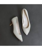 【オゥ バニスター/Au BANNISTER】の【伝説のベストセラー】ポインテッドラインパンプス 人気、トレンドファッション・服の通販 founy(ファニー) ファッション Fashion レディースファッション Ladies' Fashion Online アウター Coat Outerwear クッション Cushion シューズ Shoes フィット Fit ワンポイント One Point 人気 Popularity 夏 Summer 抗菌 Antibacterial 春 Spring S/S・春夏 Ss・Spring/Summer 軽量 Lightweight ビジネス 仕事 通勤 Business thumbnail アイボリー|ID: prp329100004593813 ipo3291000000032624411