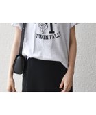 【シップス フォー ウィメン/SHIPS】のGULFCOAST SPORTSWEAR 洗濯機可能 グラフィック TEE 人気、トレンドファッション・服の通販 founy(ファニー) ファッション Fashion レディースファッション Fashion for Women スポーツウェア Functional & Stylish Sportswear グラフィック Graphic, Graphic Design ジャケット Jacket, Outerwear トレンド Trend, Trending Now 定番 Standard, Basic Item プリント Print, Printed Pattern ベーシック Basic, Essential おすすめ Recommended / Our Picks 2025年 2025 2025春夏・S/S Spring/Summer 2025 SS25 thumbnail ライトグレー|ID: prp329100004593822 ipo3291000000033350601