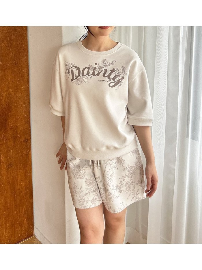 【スナイデル ホーム/SNIDEL HOME】のスウェットセットアップ インテリア・キッズ・メンズ・レディースファッション・服の通販 founy(ファニー) https://founy.com/ ファッション Fashion レディースファッション Fashion for Women トップス・カットソー Cut & Sew Tops レディースパーカー・カジュアルフーディー Casual Hoodies & Sweatshirts スウェット・クルーネックトップス Sweatshirts & Crewnecks / Relaxed Fit Sweat Tops おすすめ Recommended / Our Picks ギフト プレゼント Gift / Present ショート Short, Short Length セットアップ Set-Up, Coordinated Outfit フラワー Flower, Floral エレガント 上品 Elegant 半袖 Short Sleeve, Half Sleeve |ID: prp329100004593864 ipo3291000000032625323