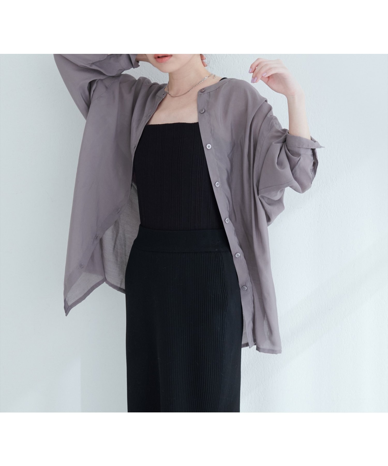 【ナチュラルクチュール/natural couture】の【WEB限定】バンドカラーサイドスリットシアーシャツ インテリア・キッズ・メンズ・レディースファッション・服の通販 founy(ファニー) 　ファッション　Fashion　レディースファッション　Ladies' Fashion Online　トップス・カットソー　Tops/Tshirt　シャツ/ブラウス　Shirts/Blouses　2025年　2025　2025-2026秋冬・A/W　Aw/Autumn/Winter/Fw/Fall/2025-2026　おすすめ　Recommend　エアリー　Airy　キャミソール　Camisole　タンク　Tank　デニム　Denim　フェミニン　Feminine　ポケット　Pocket　リラックス　Relax　エレガント 上品　Elegant　チャコールグレー|ID: prp329100004593918 ipo3291000000032626573