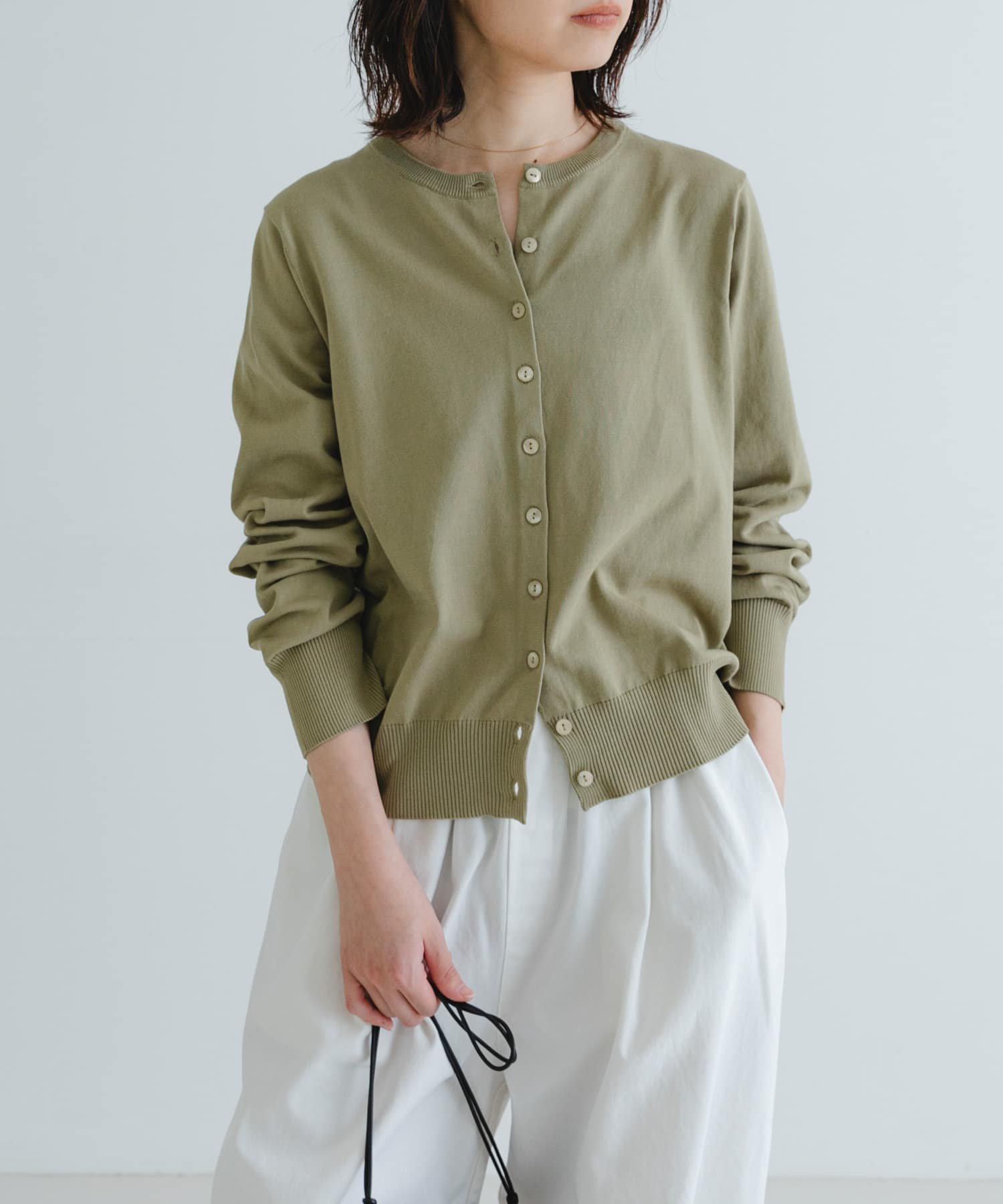 【アーバンリサーチ/URBAN RESEARCH】のnew basic ハイゲージクルーネックニットカーディガン インテリア・キッズ・メンズ・レディースファッション・服の通販 founy(ファニー) 　ファッション　Fashion　レディースファッション　Ladies' Fashion Online　トップス・カットソー　Tops/Tshirt　ニット　Knit Tops　カーディガン　Cardigans　2025年　2025　2025春夏・S/S　Ss,Spring/Summer,2025　カーディガン　Cardigan　コンパクト　Compact　ベーシック　Basic　エレガント 上品　Elegant　夏　Summer　S/S・春夏　Ss・Spring/Summer　羽織　Haori　SAGE|ID: prp329100004593974 ipo3291000000032627438