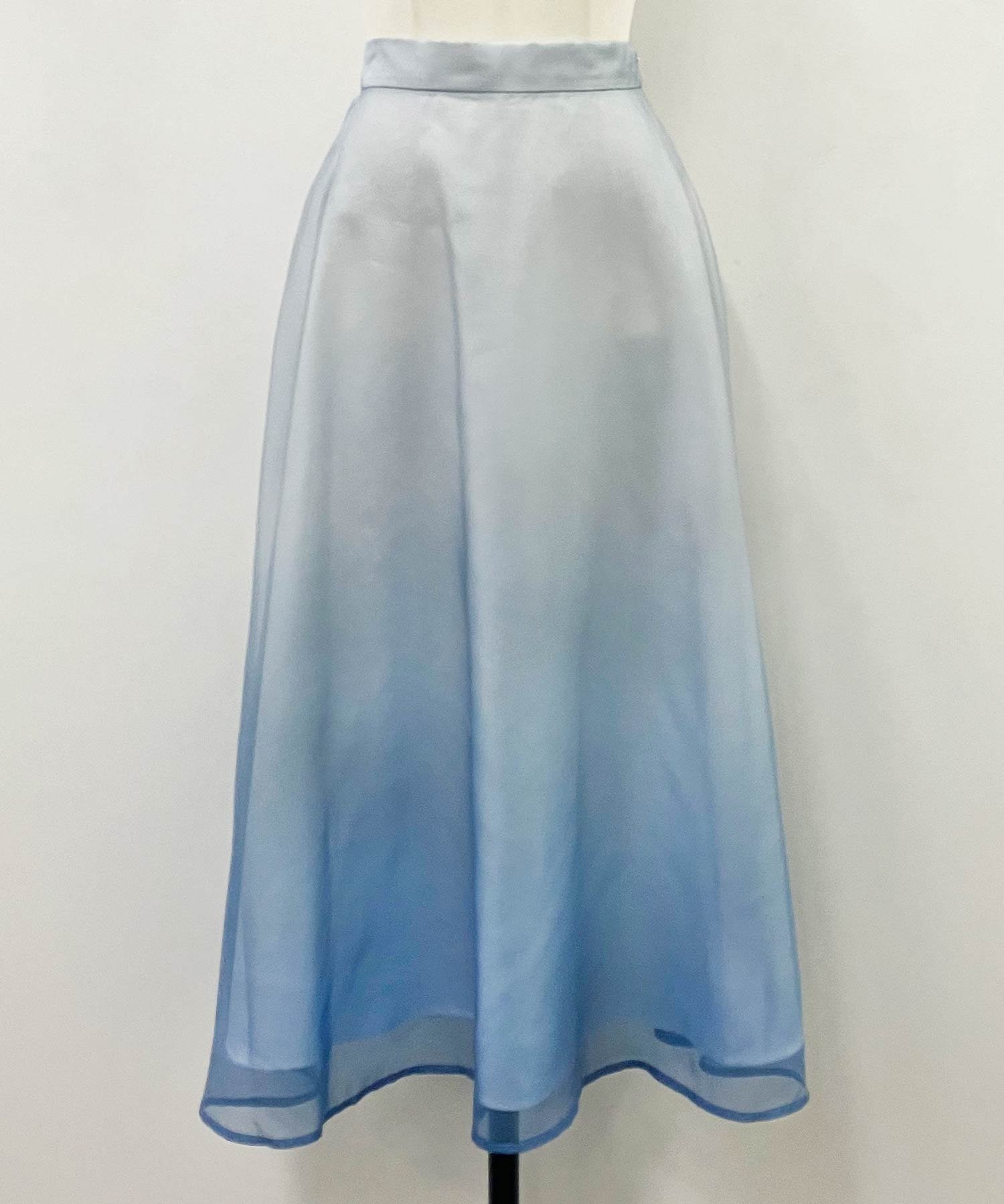 【ノエラ/Noela】のグラデオーガンジースカート インテリア・キッズ・メンズ・レディースファッション・服の通販 founy(ファニー) 　ファッション　Fashion　レディースファッション　Ladies' Fashion Online　スカート　Skirt　オーガンジー　Organdy　グラデーション　Gradation　フレア　Flare　ロング　Long　エレガント 上品　Elegant　春　Spring　サックス|ID: prp329100004594516 ipo3291000000032639407