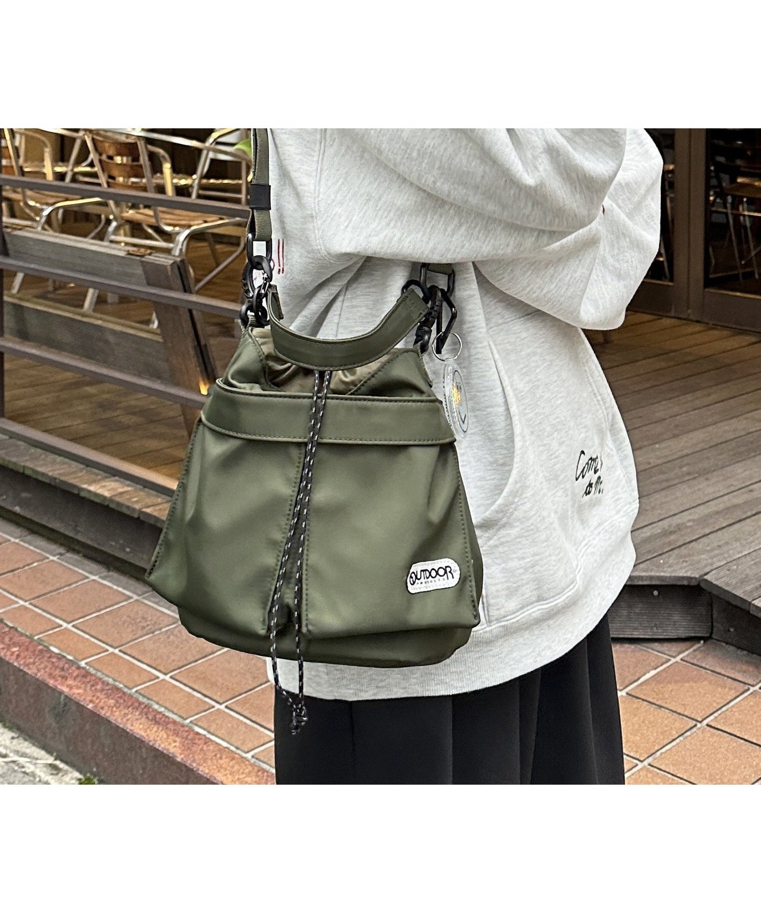 【シーピーシーエム/CPCM】の【OUTDOOR PRODUCTS】巾着ショルダー インテリア・キッズ・メンズ・レディースファッション・服の通販 founy(ファニー) 　ファッション　Fashion　レディースファッション　Ladies' Fashion Online　アウトドア　Outdoor　アンダー　Under　クッション　Cushion　シューズ　Shoes　ショルダー　Shoulder　ステーショナリー　Stationery　スマート　Smart　ポケット　Pocket　ミリタリー　Military　巾着　Purse　時計　Clock　カーキ|ID: prp329100004594531 ipo3291000000032639567