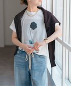 【スピック&スパン/Spick & Span】のART GRAPHIC Tシャツ 人気、トレンドファッション・服の通販 founy(ファニー) ファッション Fashion レディースファッション Fashion for Women トップス・カットソー Cut & Sew Tops シャツ・ブラウス・オフィスカジュアル Elegant Blouses & Button-Ups ロングTシャツ・Tシャツ Longline T-Shirts & Tees グラフィック Graphic, Graphic Design シンプル Simple, Minimal スラックス Slacks, Dress Pants デニム Denim, Jeans Material バランス Balance, Style Balance リラックス Relax, Relaxed Fit 夏 Summer thumbnail その他カラー E|ID: prp329100004594586 ipo3291000000032729872