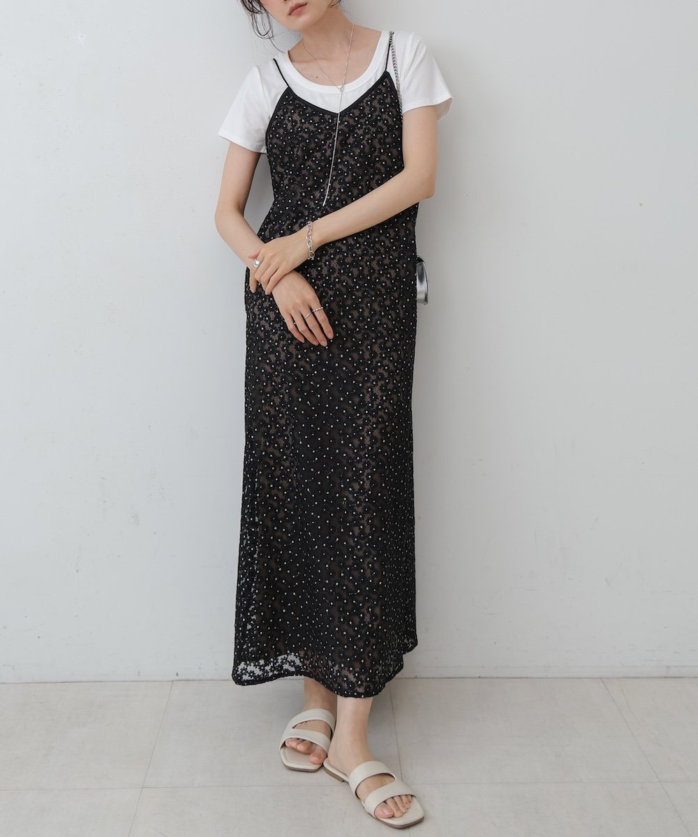 【バブ ブージュルード/Bab Bou Jeloud】の【低身長向けサイズあり】刺繍フラワーキャミワンピース インテリア・キッズ・メンズ・レディースファッション・服の通販 founy(ファニー) 　ファッション　Fashion　レディースファッション　Ladies' Fashion Online　ワンピース　Dress　キャミワンピース　No Sleeve Dresses　インナー　Inner　くるぶし　Ankle　シアー　Sheer　シューズ　Shoes　ジャケット　Jacket　スリット　Slit　デニム　Denim　人気　Popularity　長袖　Long Sleeve　バレエ　Ballet　フェミニン　Feminine　羽織　Haori　リボン　Ribbon　ループ　Loop　おすすめ　Recommend　BLACK|ID: prp329100004594745 ipo3291000000032643311