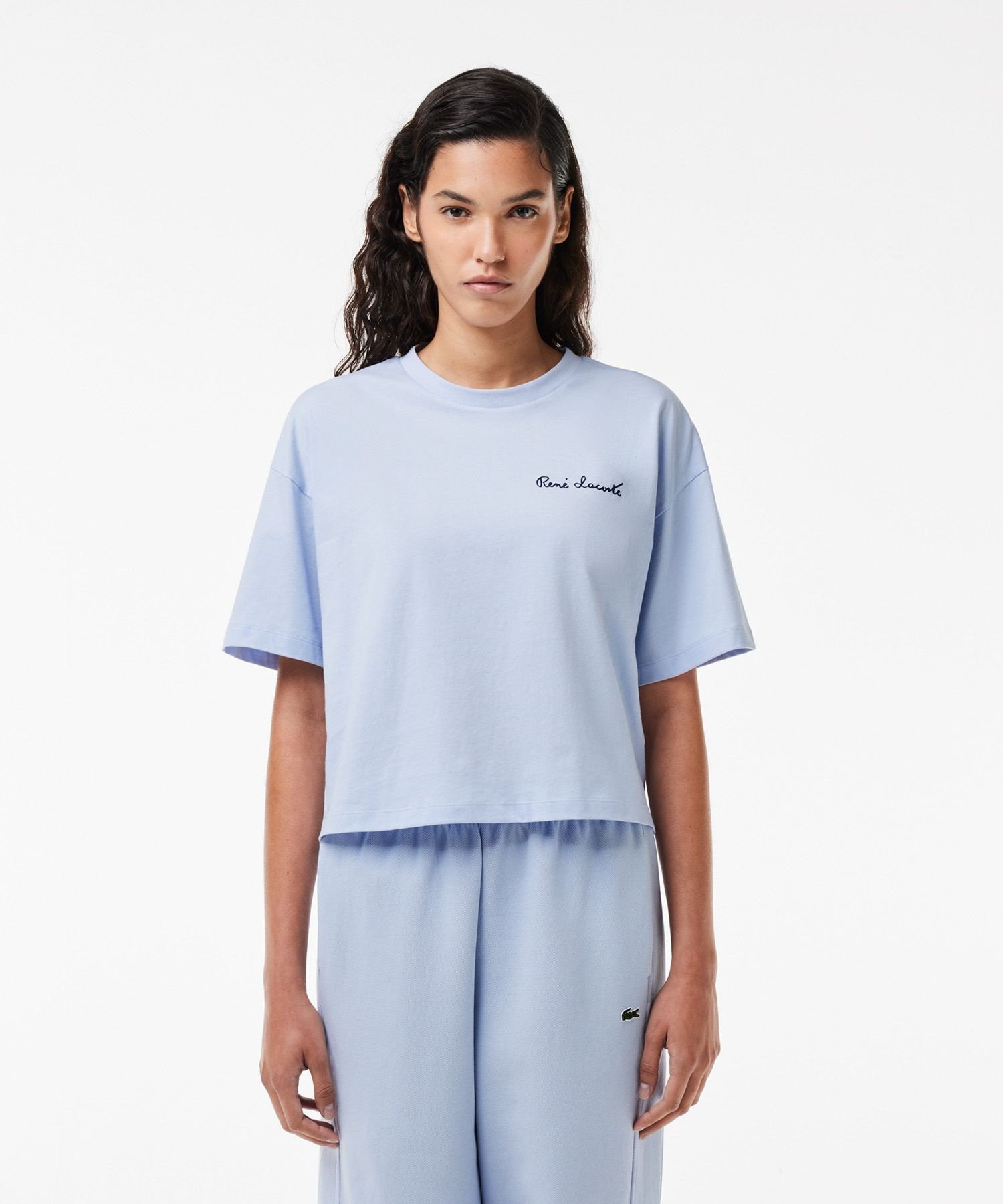 【ラコステ/LACOSTE】のルネ・ラコステシグネチャーワイド ショートTシャツ インテリア・キッズ・メンズ・レディースファッション・服の通販 founy(ファニー) 　ファッション　Fashion　レディースファッション　Ladies' Fashion Online　トップス・カットソー　Tops/Tshirt　シャツ/ブラウス　Shirts/Blouses　ロング / Tシャツ　T-Shirts　ショルダー　Shoulder　ショート　Short　トレンド　Trend　ドロップ　Drop　モダン　Modern　ワイド　Wide　人気　Popularity　ライトブルー|ID: prp329100004594752 ipo3291000000032643388