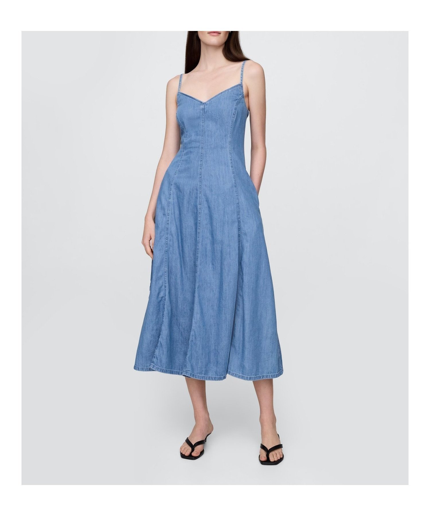 【ギャップ/GAP】のデニム マキシワンピース 人気、トレンドファッション・服の通販 founy(ファニー) 　ファッション　Fashion　レディースファッション　Ladies' Fashion Online　ワンピース　Dress　マキシワンピース　Maxi Dress　スリム　Slim　デニム　Denim　フィット　Fit　フロント　Front　ボトム　Bottom　マキシ　Maxi　 other-1|ID: prp329100004594825 ipo3291000000032644375