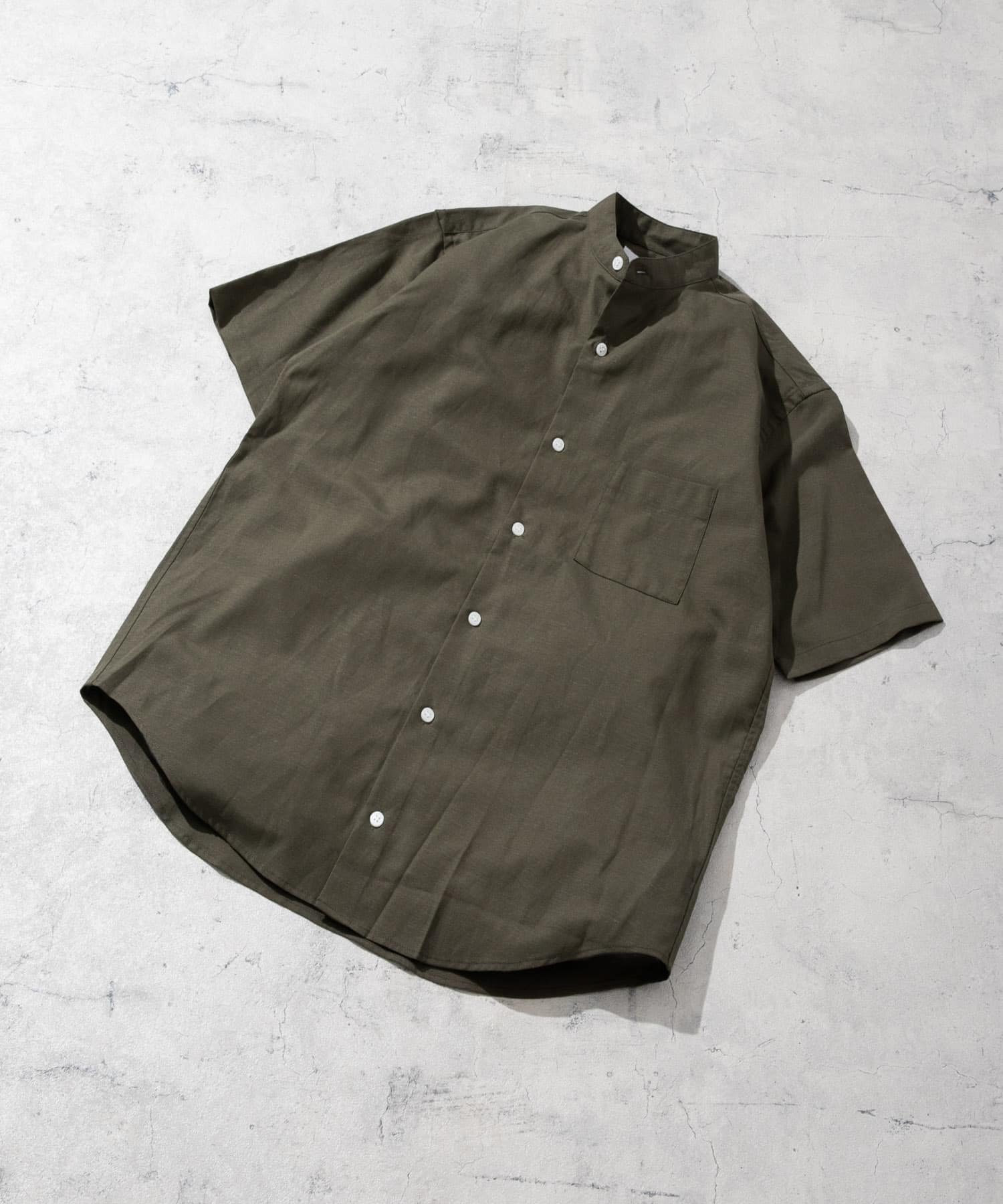 【アーバンリサーチ ロッソ/URBAN RESEARCH ROSSO / MEN】の『防シワ』『XLサイズあり』ハイパフォーマンスリネンバンド半袖シャツ インテリア・キッズ・メンズ・レディースファッション・服の通販 founy(ファニー) 　ファッション　Fashion　メンズファッション　Men's Style Online　サングラス　Sunglasses　サンダル　Sandals　シンプル　Simple　スニーカー　Sneakers　スラックス　Slacks　ダウン　Down　デニム　Denim　パフォーマンス　Performance　ベーシック　Basic　半袖　Short Sleeve　リネン　Linen　リュック　Ruck Sack　ワーク　Work　S/S・春夏　Ss・Spring/Summer　おすすめ　Recommend　夏　Summer　エレガント 上品　Elegant　ビジネス 仕事 通勤　Business　2025年　2025　2025春夏・S/S　Ss,Spring/Summer,2025　KHAKI|ID: prp329100004594920 ipo3291000000032645544