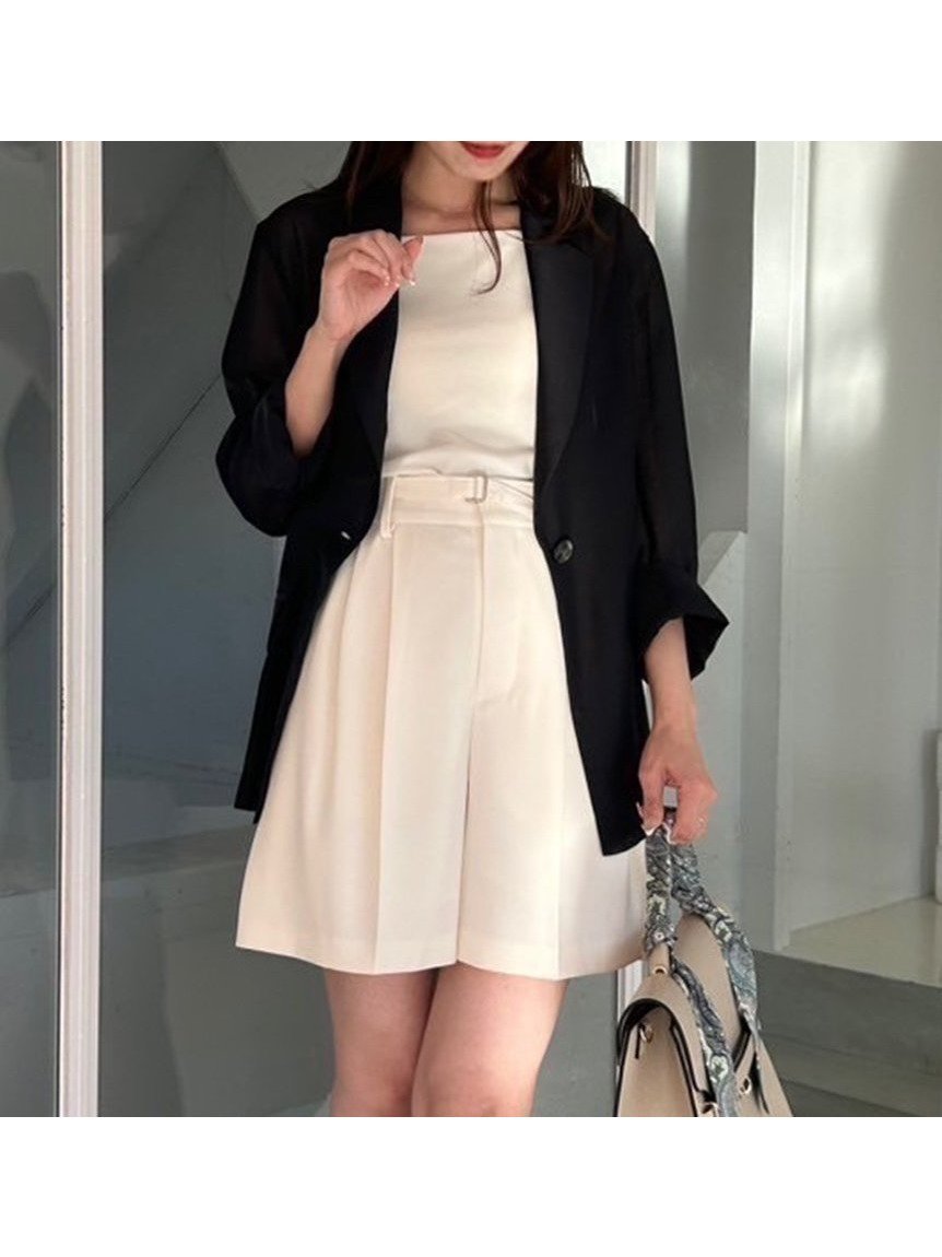 【フレイ アイディー/FRAY I.D】のダブルサテンショートパンツ インテリア・キッズ・メンズ・レディースファッション・服の通販 founy(ファニー) 　雑誌掲載アイテム　Magazine Items　ファッション雑誌　Fashion Magazines　ビジンヒャッカ　美人百花　ファッション　Fashion　レディースファッション　Ladies' Fashion Online　パンツ　Pants　ハーフ / ショートパンツ　Short Pants　4月号　April Issue　サテン　Satin　ショート　Short　スマート　Smart　センター　Center　雑誌　Magazine　ダブル　Double　フレア　Flare　ポケット　Pocket　6月号　June Issue　エレガント 上品　Elegant　OWHT[002]|ID: prp329100004594958 ipo3291000000032646205
