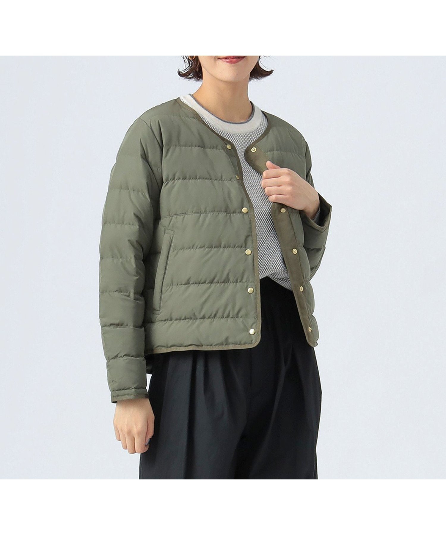 【ビームス ハート/BEAMS HEART】のフレンチ ショートダウンジャケット 25AW インテリア・キッズ・メンズ・レディースファッション・服の通販 founy(ファニー) 　ファッション　Fashion　レディースファッション　Fashion for Women　アウター　Coat / Outerwear Collection　レディースジャケット・軽アウター　Jackets　2025年　2025　2025-2026秋冬・A/W　Autumn/Winter 2025–26 AW25–26　おすすめ　Recommended / Our Picks　インナー　Innerwear　コンパクト　Compact, Small Size　シンプル　Simple, Minimal　ジャケット　Jacket, Outerwear　タートルネック　Turtleneck, High Neck　ダウン　Down, Puffer　バランス　Balance, Style Balance　フランス　France, French　フレンチ　French, French Style　冬　Winter / This Winter　定番　Standard, Basic Item　OLOVE2|ID: prp329100004595057 ipo3291000000033584554