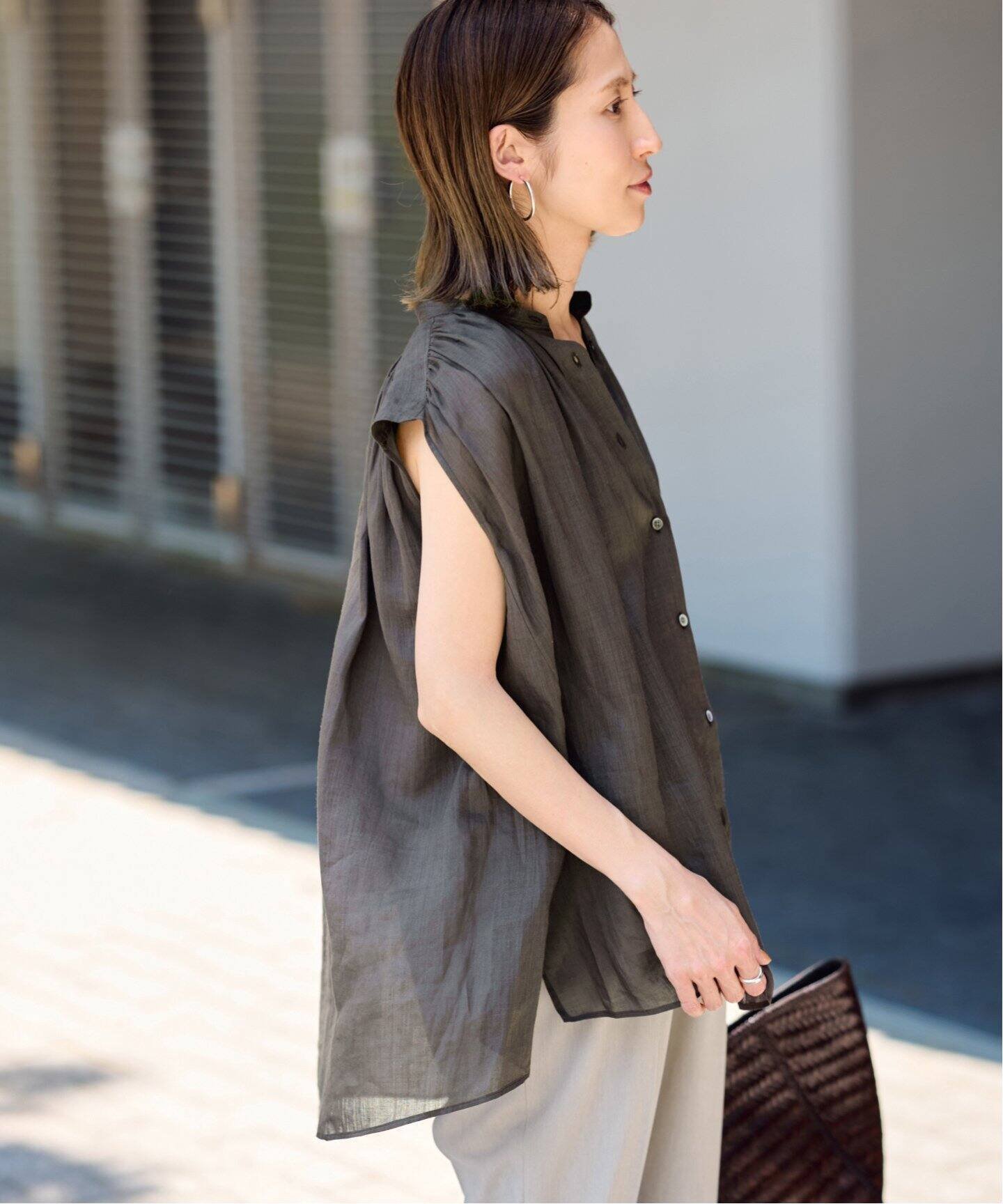 【フレームワーク/FRAMeWORK】のラミーギャザーブラウス 人気、トレンドファッション・服の通販 founy(ファニー) 　ファッション　Fashion　レディースファッション　Fashion for Women　トップス・カットソー　Cut & Sew Tops　シャツ・ブラウス・オフィスカジュアル　Elegant Blouses & Button-Ups　おすすめ　Recommended / Our Picks　ギャザー　Gathered, Ruffled　デニム　Denim, Jeans Material　 other-1|ID: prp329100004595280 ipo3291000000032753808