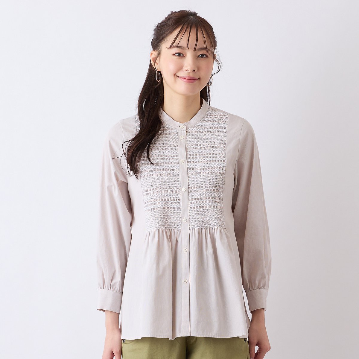 【リリアンビューティエクラ/Liliane Burty ECLAT】の【Charme par Eclat】ペンシルブロード スモッキングブラウス インテリア・キッズ・メンズ・レディースファッション・服の通販 founy(ファニー) 　ファッション　Fashion　レディースファッション　Ladies' Fashion Online　トップス・カットソー　Tops/Tshirt　シャツ/ブラウス　Shirts/Blouses　ギャザー　Gather　コレクション　Collection　ショルダー　Shoulder　ストライプ　Stripe　スモッキング　Smocking　スリット　Slit　デニム　Denim　トレンド　Trend　ドロップ　Drop　長袖　Long Sleeve　ブロード　Broad　ペンシル　Pencil　リュクス　Luxe　ロング　Long　おすすめ　Recommend　ライトベージュ|ID: prp329100004595290 ipo3291000000032651370