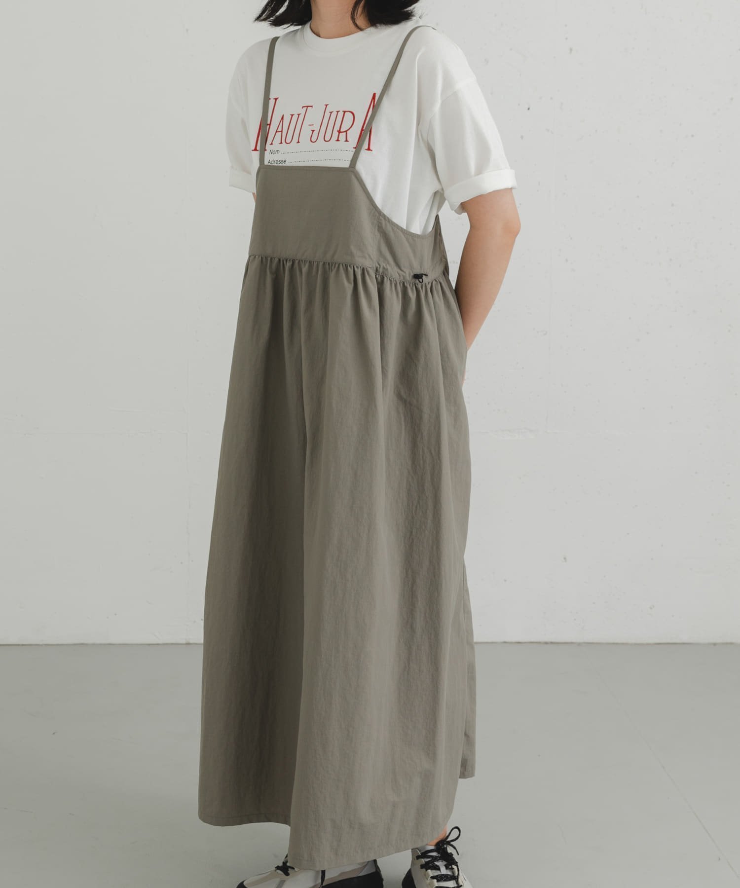 【アーバンリサーチ ドアーズ/URBAN RESEARCH DOORS】の『UR TECH』 ナイロンタッサーキャミワンピース インテリア・キッズ・メンズ・レディースファッション・服の通販 founy(ファニー) 　ファッション　Fashion　レディースファッション　Fashion for Women　ワンピース　Dresses　キャミソールワンピース　Camisole Dresses　2025年　2025　2025春夏・S/S　Spring/Summer 2025 SS25　インナー　Innerwear　キャミワンピース　Cami Dress, Slip Dress　サスペンダー　Suspenders, Braces　ストーン　Stone, Gem-Like　ロング　Long, Long-Length　夏　Summer　S/S・春夏　SS, Spring/Summer, Warm Season　ストーンベージュ|ID: prp329100004595330 ipo3291000000033184986