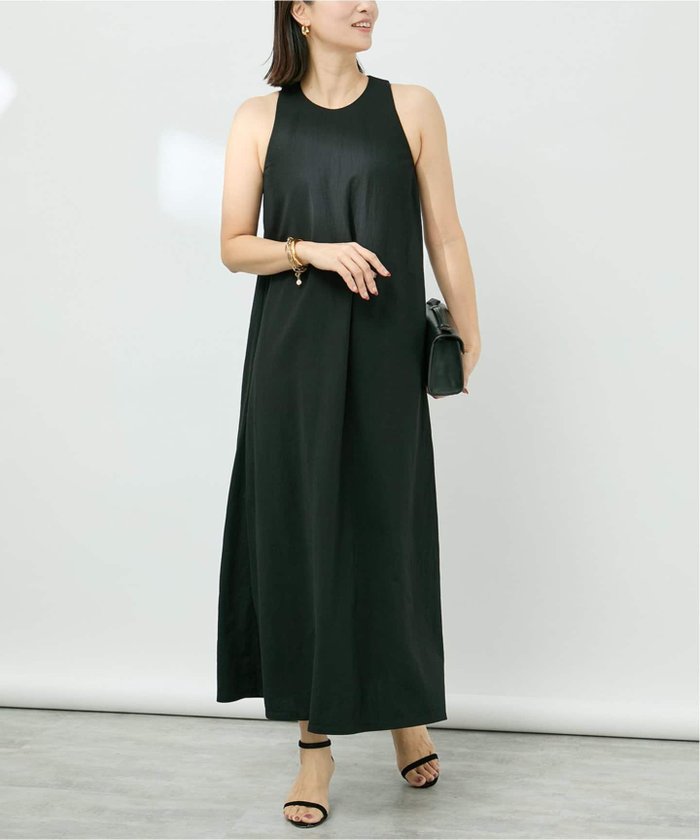 【ヴェルメイユ パー イエナ/VERMEIL par iena】のHARRIS WHARF LONDON ハリス・ワーフ・ロンドンHalter neck dress インテリア・キッズ・メンズ・レディースファッション・服の通販 founy(ファニー) https://founy.com/ ファッション Fashion レディースファッション Ladies' Fashion Online ワンピース Dress ドレス Party Dresses カーディガン Cardigan コレクション Collection ジャケット Jacket ドレープ Drape ノースリーブ No Sleeve メンズ Mens 旅行 Travel エレガント 上品 Elegant 2025年 2025 2025春夏・S/S Ss,Spring/Summer,2025 |ID: prp329100004595350 ipo3291000000032652001