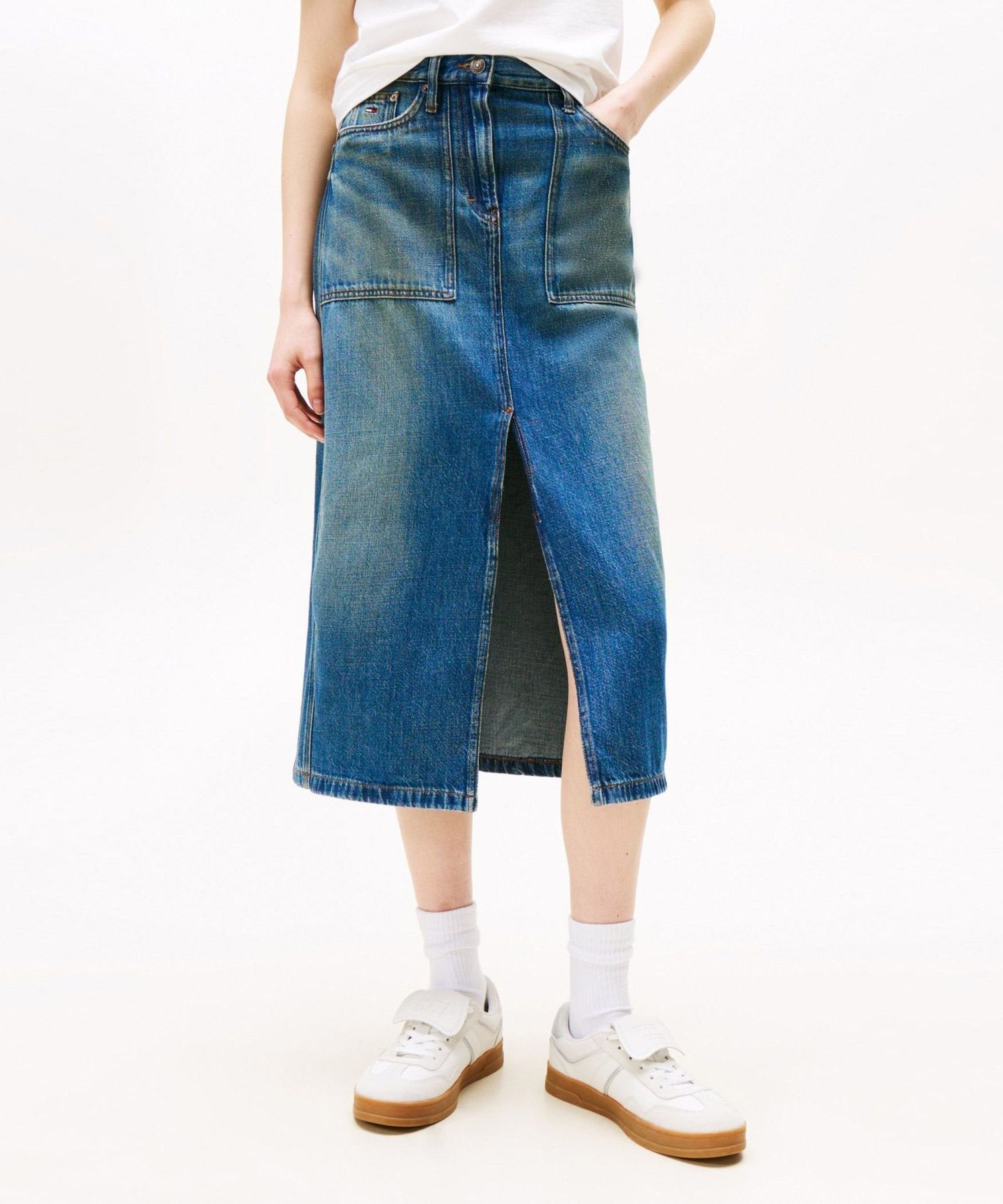 【トミーヒルフィガー/TOMMY HILFIGER】のユーティリティミディスカート 人気、トレンドファッション・服の通販 founy(ファニー) 　ファッション　Fashion　レディースファッション　Ladies' Fashion Online　スカート　Skirt　アメリカン　American　クラシック　Classic　ゴルフ　Golf　スリット　Slit　デニム　Denim　フロント　Front　ポケット　Pocket　モダン　Modern　人気　Popularity　 other-1|ID: prp329100004595405 ipo3291000000032652699