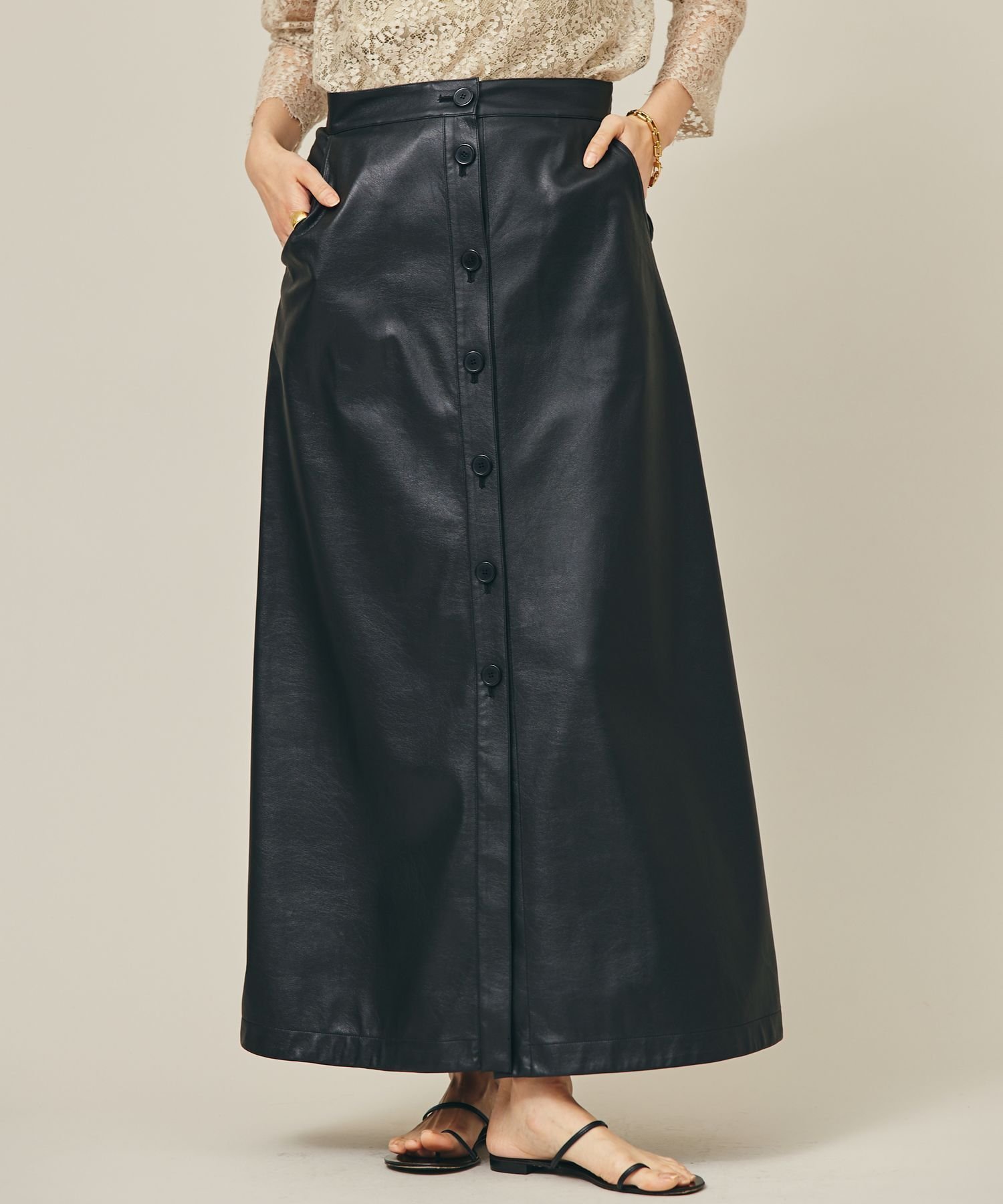 【カレンソロジー/Curensology】のドライフェイクレザースカート インテリア・キッズ・メンズ・レディースファッション・服の通販 founy(ファニー) 　ファッション　Fashion　レディースファッション　Ladies' Fashion Online　スカート　Skirt　おすすめ　Recommend　エレガント 上品　Elegant　クール　Cool　トレーナー　Trainer　バランス　Balance　フェイクレザー　Faux Leather　春　Spring　軽量　Lightweight　ブラック09|ID: prp329100004595455 ipo3291000000032653126