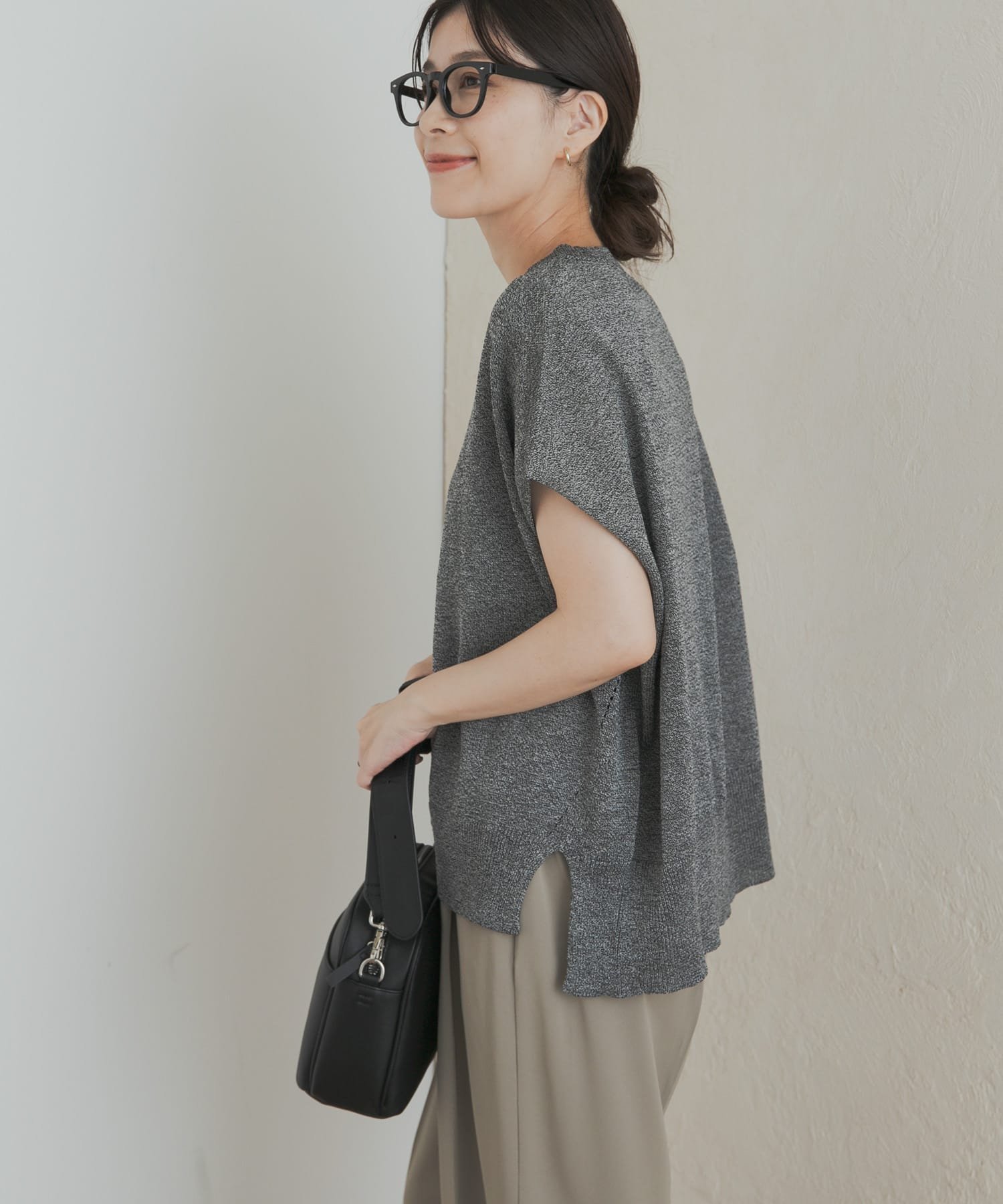 【アーバンリサーチ ドアーズ/URBAN RESEARCH DOORS】の『一部WEB限定カラー』ウォッシャブルドライニット インテリア・キッズ・メンズ・レディースファッション・服の通販 founy(ファニー) 　ファッション　Fashion　レディースファッション　Fashion for Women　トップス・カットソー　Cut & Sew Tops　ニット　Knit Tops & Sweaters　2025年　2025　2025春夏・S/S　Spring/Summer 2025 SS25　シアー　Sheer, See-Through　シンプル　Simple, Minimal　スリット　Slit, Slit Detail　ドレープ　Drape, Draping Fabric　ワイド　Wide, Wide Fit　夏　Summer　S/S・春夏　SS, Spring/Summer, Warm Season　MIX GRAY|ID: prp329100004595495 ipo3291000000033569676