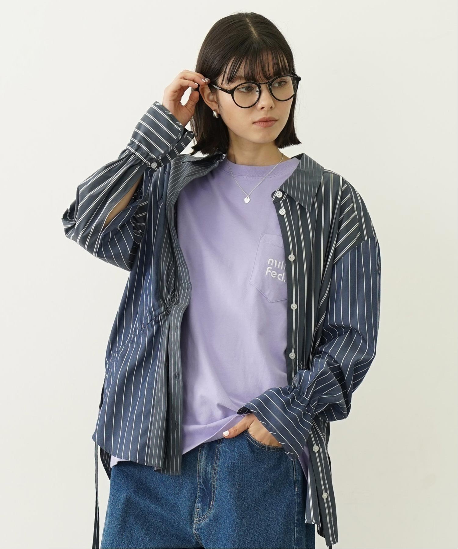 【ミルクフェド/MILKFED.】のSTRIPED SHIRRING SHIRT MILKFED. インテリア・キッズ・メンズ・レディースファッション・服の通販 founy(ファニー) 　ファッション　Fashion　レディースファッション　Ladies' Fashion Online　トップス・カットソー　Tops/Tshirt　シャツ/ブラウス　Shirts/Blouses　ギャザー　Gather　ストライプ　Stripe　ドローコード　Draw Cord　バランス　Balance　NAVY|ID: prp329100004595519 ipo3291000000032653644