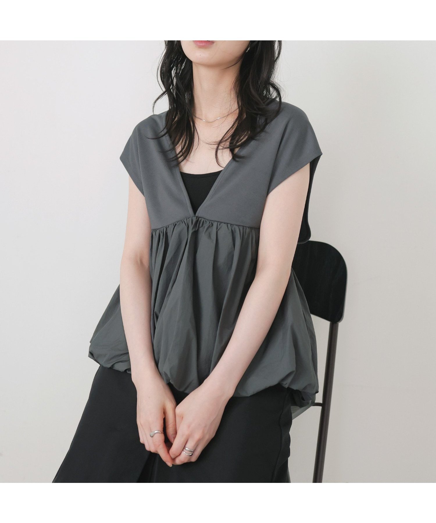 【リアン/Lian】のVネックバルーンベスト インテリア・キッズ・メンズ・レディースファッション・服の通販 founy(ファニー) 　ファッション　Fashion　レディースファッション　Ladies' Fashion Online　アウター　Coat Outerwear　トップス・カットソー　Tops/Tshirt　ベスト/ジレ　Gilets/Vests　Vネック　V-Neck　ベスト　Vest　ペプラム　Peplum　チャコールグレー|ID: prp329100004595700 ipo3291000000032655803