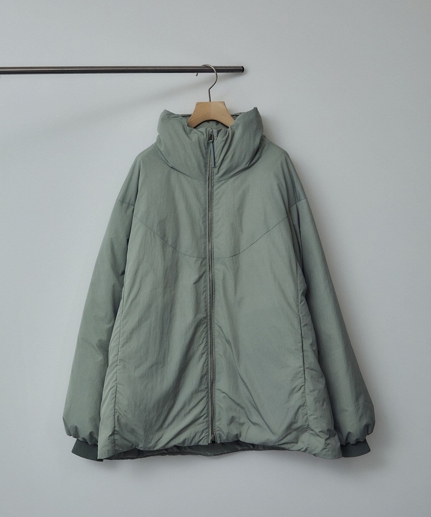 【サロン アダム エ ロペ/SALON adam et rope'】のGREENDOWN(グリーンダウン) 撥水加工 スタンドカラーダウンジャケット 2 インテリア・キッズ・メンズ・レディースファッション・服の通販 founy(ファニー) 　ファッション　Fashion　レディースファッション　Ladies' Fashion Online　アウター　Coat Outerwear　ジャケット　Jackets　軽量　Lightweight　ジャケット　Jacket　スタンド　Stand　スマート　Smart　ダウン　Down　バランス　Balance　防寒　Cold Protection　冬　Winter　グリーン系(35)|ID: prp329100004595838 ipo3291000000032657237