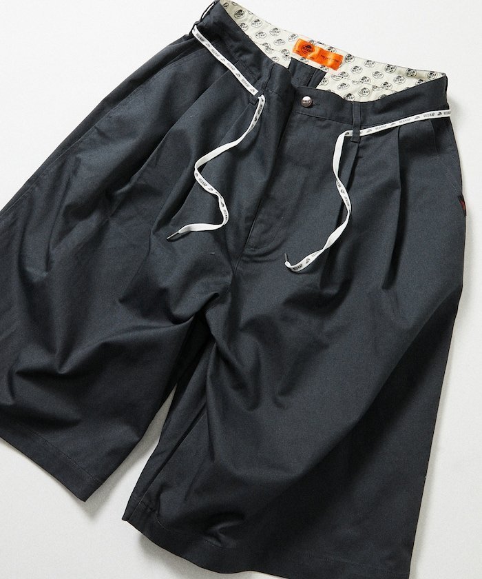 【その他のブランド/Other】の別注 2TUCK BAGGY WIDE TWILL SHORTS PANTS/バギーショートパンツ 25SS インテリア・キッズ・メンズ・レディースファッション・服の通販 founy(ファニー) https://founy.com/ ファッション Fashion メンズファッション Men's Style Online ボトムス Bottoms/Men ハーフ / ショートパンツ Short Pants 2025年 2025 2025春夏・S/S Ss,Spring/Summer,2025 キャップ Cap ショーツ Shorts スピンドル Spindle デニム Denim ポケット Pocket 別注 Special Order 夏 Summer S/S・春夏 Ss・Spring/Summer |ID: prp329100004595994 ipo3291000000032658644