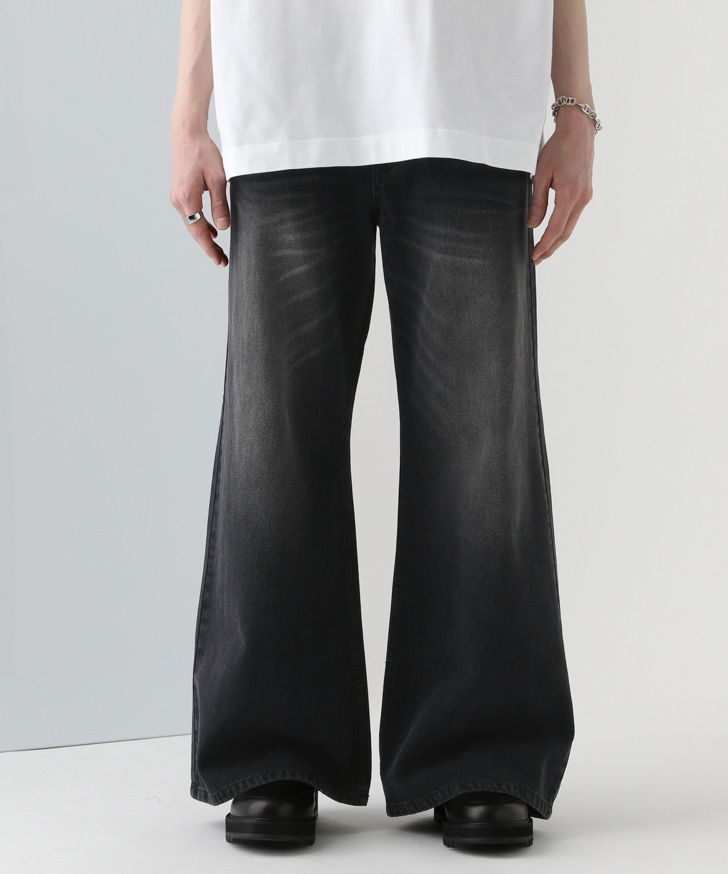 【ハレ/HARE / MEN】のデニムワイドフレアパンツ インテリア・キッズ・メンズ・レディースファッション・服の通販 founy(ファニー) 　ファッション　Fashion　メンズファッション　Men's Style Online　ボトムス　Bottoms/Men　トレンド　Trend　フレア　Flare　ワイド　Wide　ブラック09|ID: prp329100004596024 ipo3291000000032659057