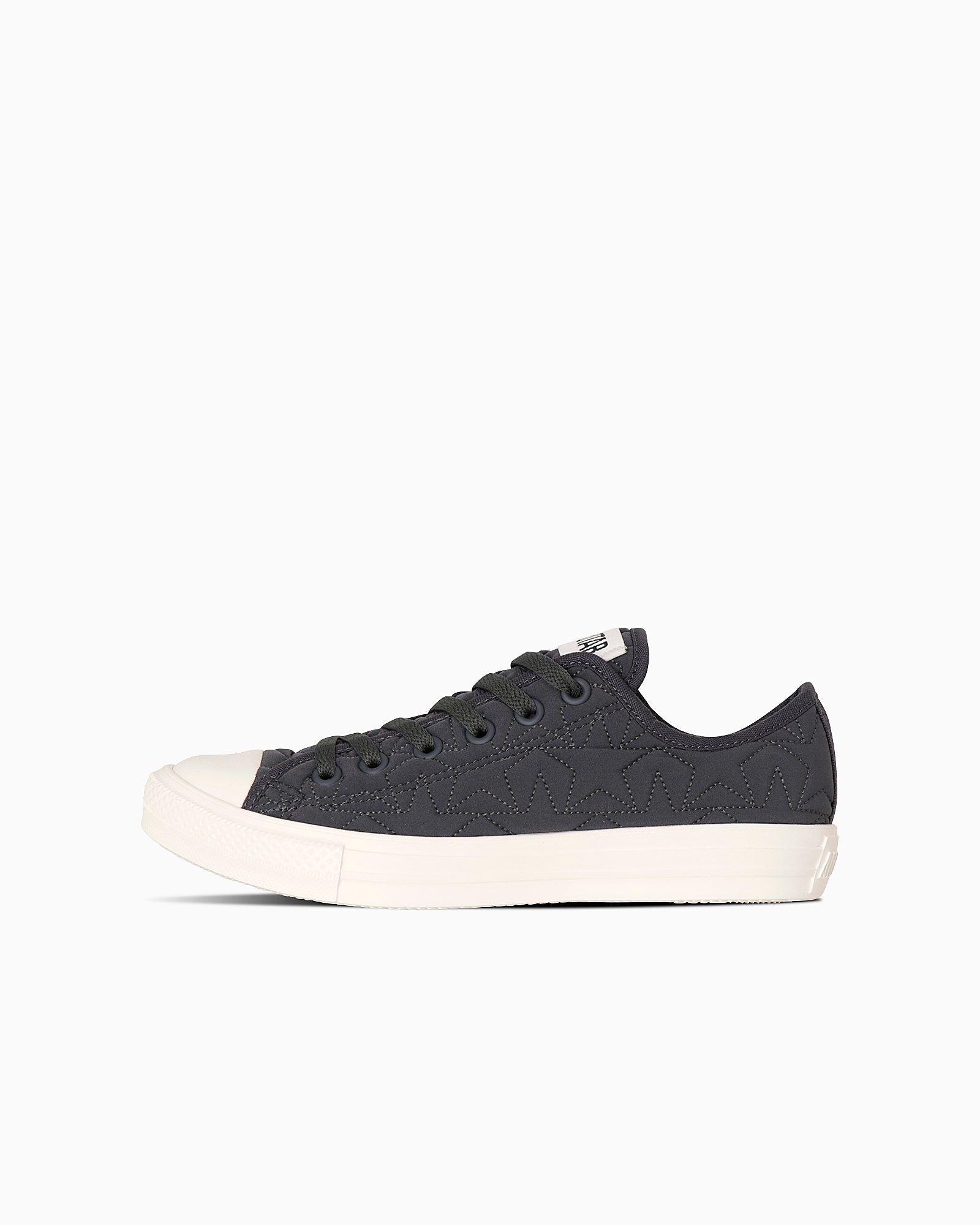 【コンバース/CONVERSE】の【CONVERSE 公式】ALL STAR LIGHT QUILTING ST OX/【コンバース 公式】オールスター ライト キルティング ST OX ローカット インテリア・キッズ・メンズ・レディースファッション・服の通販 founy(ファニー) 　ファッション　Fashion　レディースファッション　Ladies' Fashion Online　キルティング　Quilting　ジャケット　Jacket　モチーフ　Motif　レース　Race　エレガント 上品　Elegant　チャコール|ID: prp329100004596046 ipo3291000000032659386