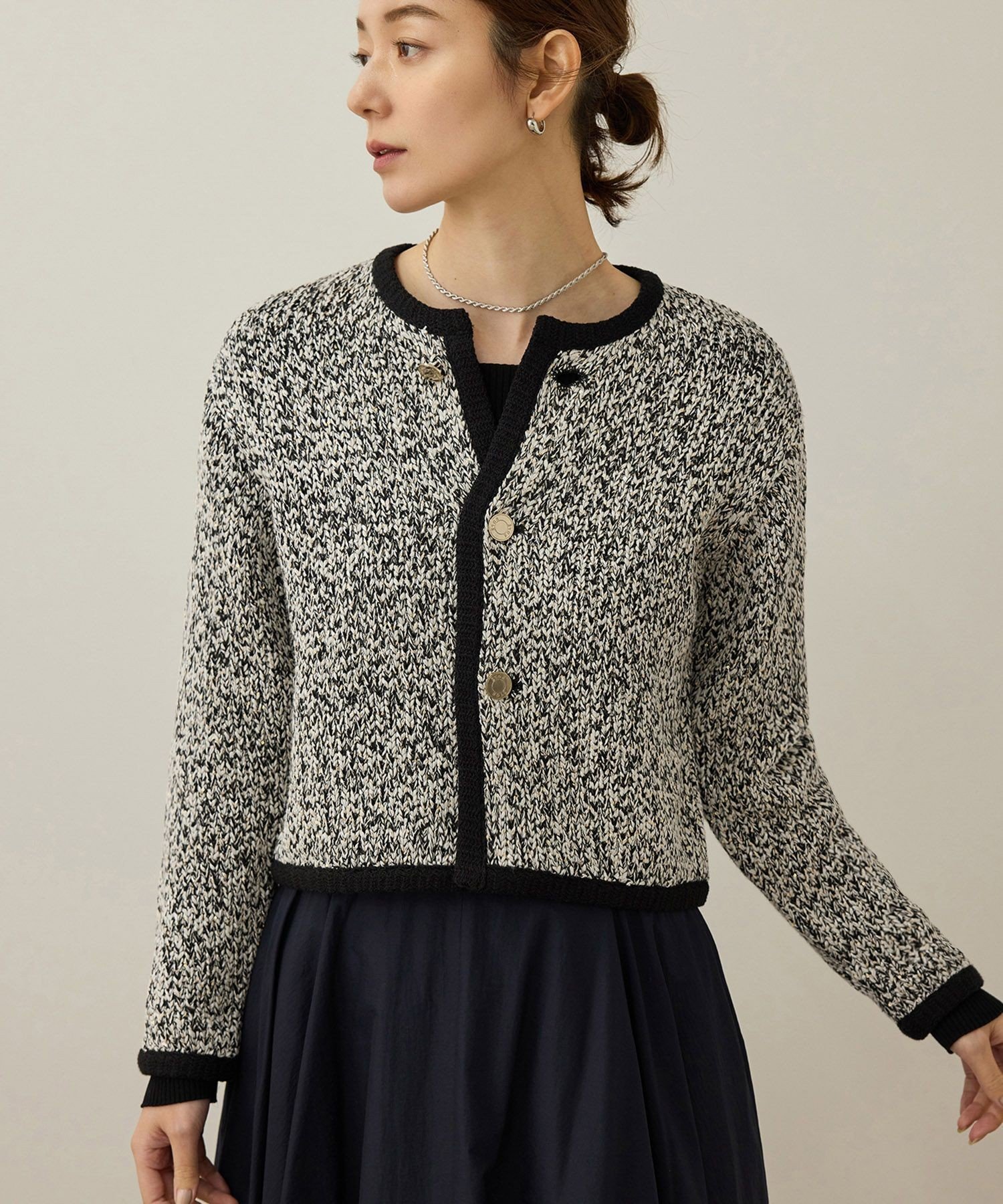 【ロペ/ROPE'】のスパンコールミックスノーカラーニットジャケット/洗える 人気、トレンドファッション・服の通販 founy(ファニー) 　ファッション　Fashion　レディースファッション　Ladies' Fashion Online　アウター　Coat Outerwear　ジャケット　Jackets　おすすめ　Recommend　オレンジ　Orange　コンパクト　Compact　ショート　Short　ジャケット　Jacket　スパンコール　Sequins　デニム　Denim　ベーシック　Basic　ボトム　Bottom　ポケット　Pocket　ミックス　Mix　モノトーン　Monotone　エレガント 上品　Elegant　春　Spring　洗える　Washable　 other-1|ID: prp329100004596059 ipo3291000000032659567