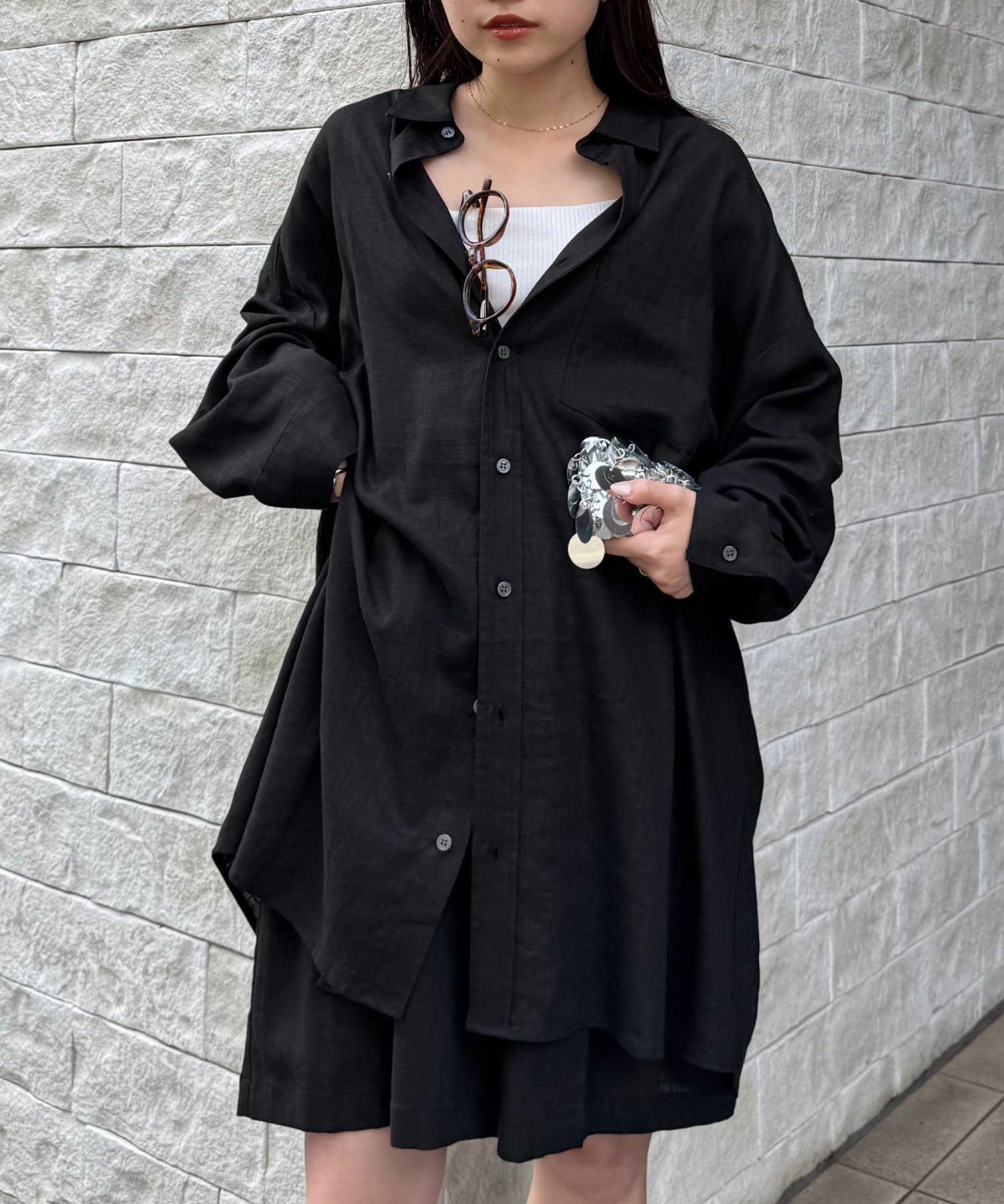 【チャオパニックティピー/CIAOPANIC TYPY】の【willow】リネン混チュニックシャツ インテリア・キッズ・メンズ・レディースファッション・服の通販 founy(ファニー) 　ファッション　Fashion　レディースファッション　Ladies' Fashion Online　トップス・カットソー　Tops/Tshirt　シャツ/ブラウス　Shirts/Blouses　春　Spring　カシュクール　Cachecoeur　キャミワンピース　Cami Dress　セットアップ　Set Up　タンク　Tank　チェック　Check　チュニック　Tunic　デコルテ　Decolletage　ハーフ　Half　羽織　Haori　リネン　Linen　リラックス　Relax　ワイド　Wide　S/S・春夏　Ss・Spring/Summer　おすすめ　Recommend　夏　Summer　ブラック|ID: prp329100004596063 ipo3291000000032659672