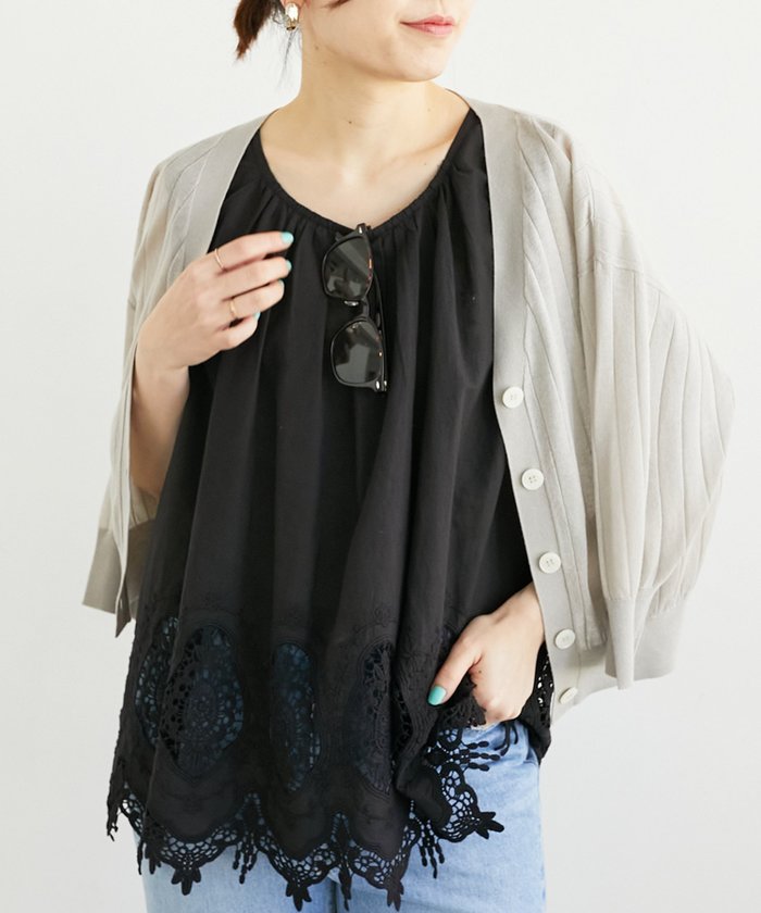 【ルクールブラン/le.coeur blanc】のFanaka裾レースノースリーブ インテリア・キッズ・メンズ・レディースファッション・服の通販 founy(ファニー) https://founy.com/ ファッション Fashion レディースファッション Fashion for Women トップス・カットソー Cut & Sew Tops キャミソール&ノースリーブ Camisoles & Sleeveless Tops おすすめ Recommended / Our Picks インド Indian Textile インナー Innerwear ギャザー Gathered, Ruffled サマー Summer, Summer Style ジャケット Jacket, Outerwear ノースリーブ Sleeveless, No-Sleeve リラックス Relax, Relaxed Fit レース Lace, Lace Fabric エレガント 上品 Elegant |ID: prp329100004596122 ipo3291000000033164553
