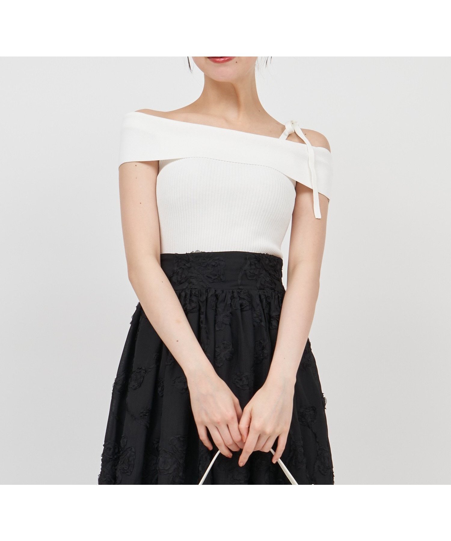【ロイヤルパーティー/ROYAL PARTY】のアシンメトリーニットトップス インテリア・キッズ・メンズ・レディースファッション・服の通販 founy(ファニー) 　ファッション　Fashion　レディースファッション　Ladies' Fashion Online　トップス・カットソー　Tops/Tshirt　ニット　Knit Tops　カッティング　Cutting　シンプル　Simple　デニム　Denim　ボーダー　Border　夏　Summer　オフホワイト|ID: prp329100004596127 ipo3291000000032660658