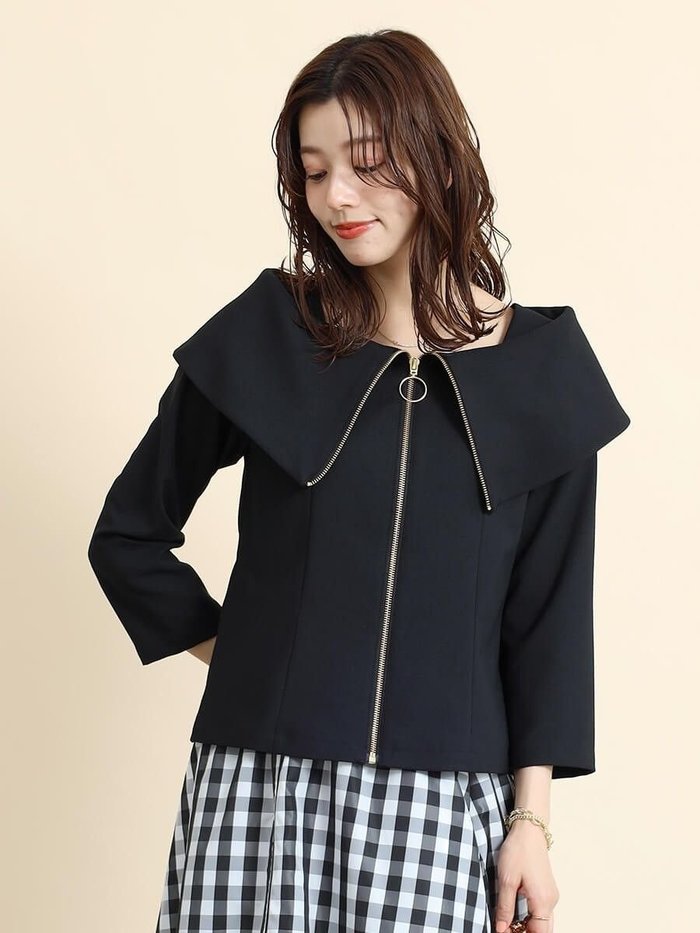 【ヴァン/Vin】のビッグカラーオフショルブルゾン インテリア・キッズ・メンズ・レディースファッション・服の通販 founy(ファニー) https://founy.com/ ファッション Fashion レディースファッション Fashion for Women アウター Coat / Outerwear Collection ブルゾンジャケット・スポーティアウター Blouson Jackets おすすめ Recommended / Our Picks ショルダー Shoulder, Shoulder Strap デコルテ Décolleté, Neckline ビッグ Big, Oversized ブルゾン Blouson, Bomber Jacket ベーシック Basic, Essential ボックス Boxy, Box Shape |ID: prp329100004596158 ipo3291000000032661115