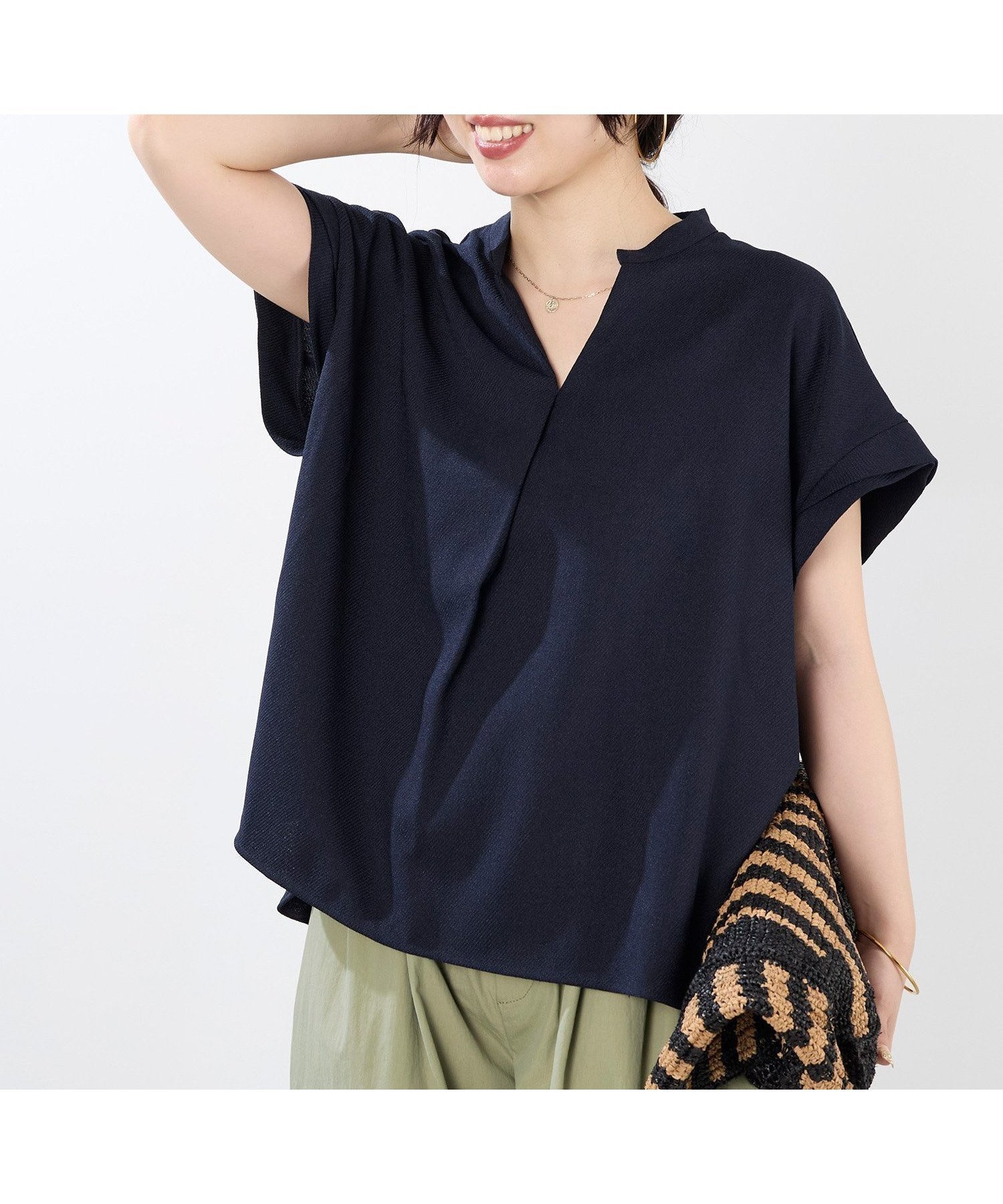【マイカ ディール/MICA & DEAL】のデラリネンスキッパーブラウス インテリア・キッズ・メンズ・レディースファッション・服の通販 founy(ファニー) 　ファッション　Fashion　レディースファッション　Ladies' Fashion Online　トップス・カットソー　Tops/Tshirt　シャツ/ブラウス　Shirts/Blouses　おすすめ　Recommend　ウォッシャブル　Washable　スキッパー　Skipper　セットアップ　Set Up　バランス　Balance　フランス　France　ボトム　Bottom　エレガント 上品　Elegant　NAVY|ID: prp329100004596184 ipo3291000000032661627