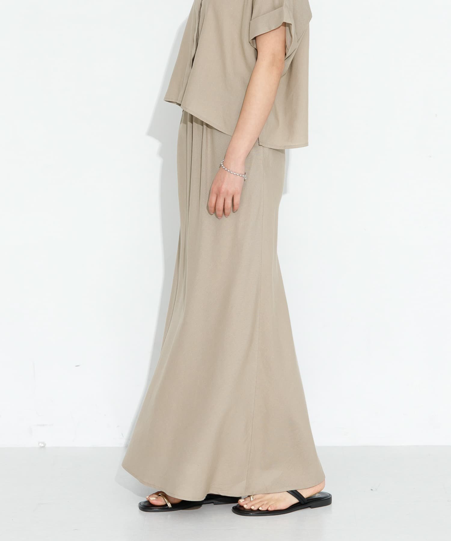 【サニーレーベル/Sonny Label / URBAN RESEARCH】のリネン混セミマーメイドスカート 人気、トレンドファッション・服の通販 founy(ファニー) 　ファッション　Fashion　レディースファッション　Ladies' Fashion Online　スカート　Skirt　2025年　2025　2025春夏・S/S　Ss,Spring/Summer,2025　おすすめ　Recommend　シンプル　Simple　セットアップ　Set Up　フィット　Fit　リネン　Linen　吸水　Water Absorption　夏　Summer　S/S・春夏　Ss・Spring/Summer　 other-1|ID: prp329100004596384 ipo3291000000032664152