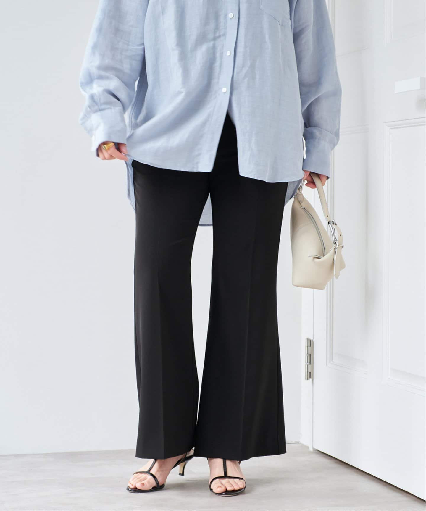 【イエナ/IENA】のフレアパンツ インテリア・キッズ・メンズ・レディースファッション・服の通販 founy(ファニー) 　ファッション　Fashion　レディースファッション　Ladies' Fashion Online　パンツ　Pants　2025年　2025　2025春夏・S/S　Ss,Spring/Summer,2025　おすすめ　Recommend　ストレッチ　Stretch　スラックス　Slacks　センター　Center　フレア　Flare　ブラック|ID: prp329100004596387 ipo3291000000032664174