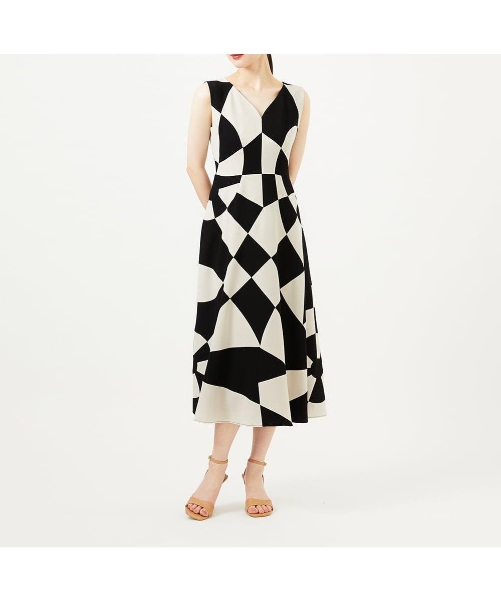 【シビラ/SYBILLA】のサークルパッチワークドレス 人気、トレンドファッション・服の通販 founy(ファニー) 　ファッション　Fashion　レディースファッション　Ladies' Fashion Online　ワンピース　Dress　ドレス　Party Dresses　サークル　Circle　スペシャル　Special　ドレス　Dress　パッチワーク　Patchwork　フィット　Fit　フレア　Flare　モノトーン　Monotone　 other-1|ID: prp329100004596503 ipo3291000000032665275