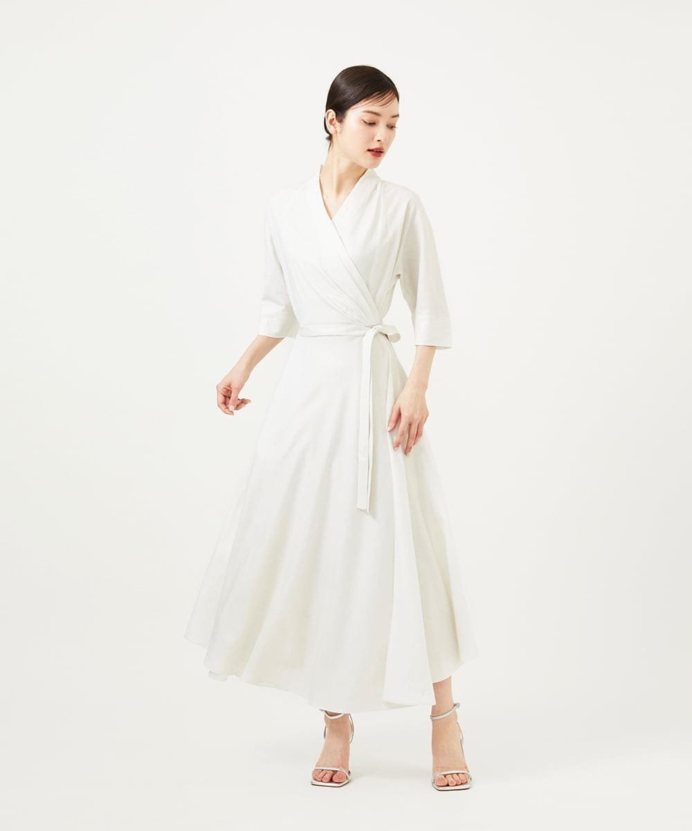 【シビラ/SYBILLA】の【メディア着用】メタリックリネンカシュクールドレス インテリア・キッズ・メンズ・レディースファッション・服の通販 founy(ファニー) 　ファッション　Fashion　レディースファッション　Ladies' Fashion Online　ワンピース　Dress　ドレス　Party Dresses　とろみ　Thickness　シャイニー　Shiny　トレンド　Trend　バランス　Balance　ファブリック　Fabric　フレア　Flare　プリント　Print　ループ　Loop　エレガント 上品　Elegant　アイボリー(9000)|ID: prp329100004596505 ipo3291000000032665286