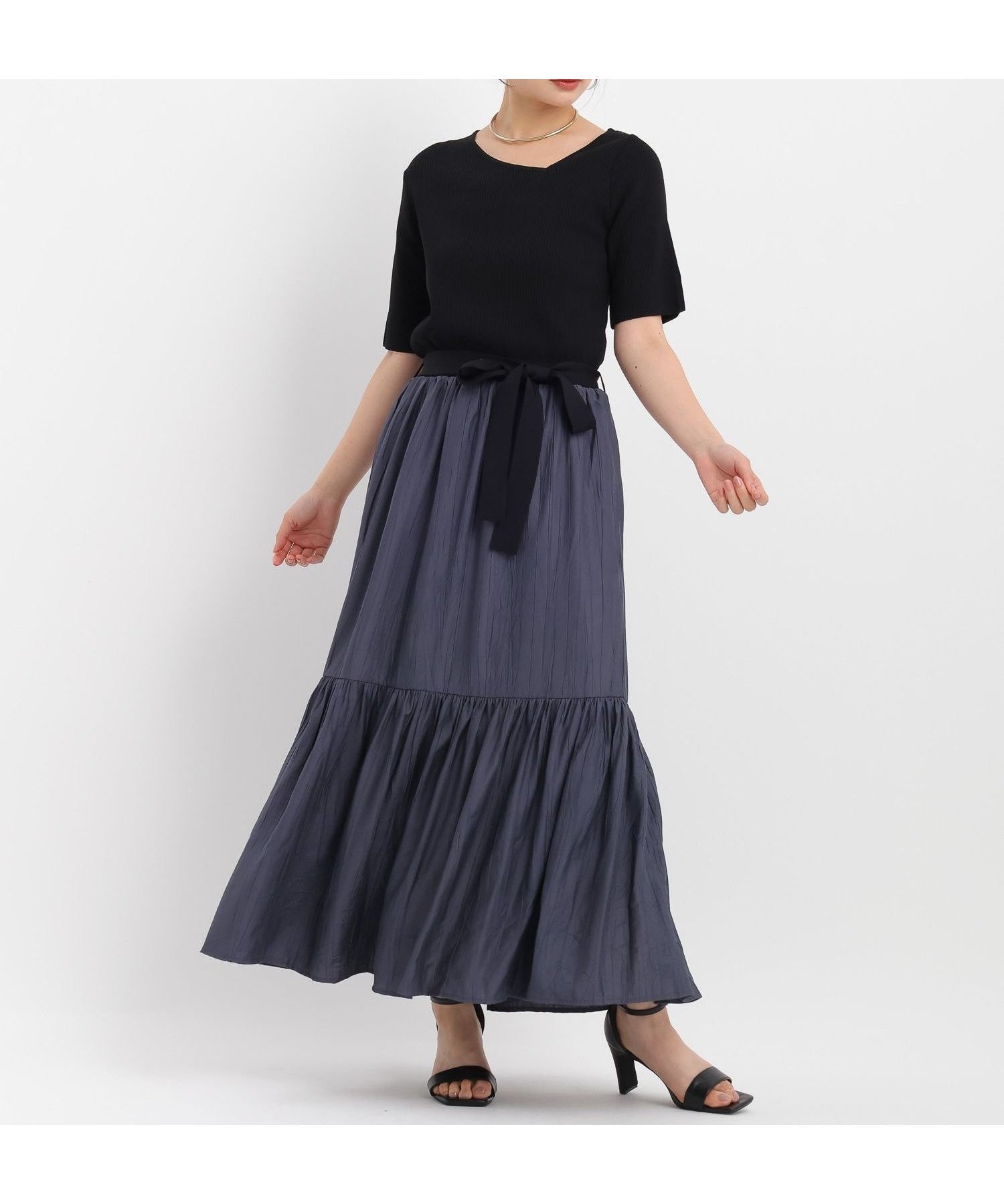 【アンデミュウ/Andemiu】のドッキングティアードワンピース インテリア・キッズ・メンズ・レディースファッション・服の通販 founy(ファニー) 　ファッション　Fashion　レディースファッション　Ladies' Fashion Online　ワンピース　Dress　シンプル　Simple　ジャケット　Jacket　ドッキング　Docking　フィット　Fit　フェミニン　Feminine　ロング　Long　ブラック・ネイビー|ID: prp329100004596599 ipo3291000000032666482