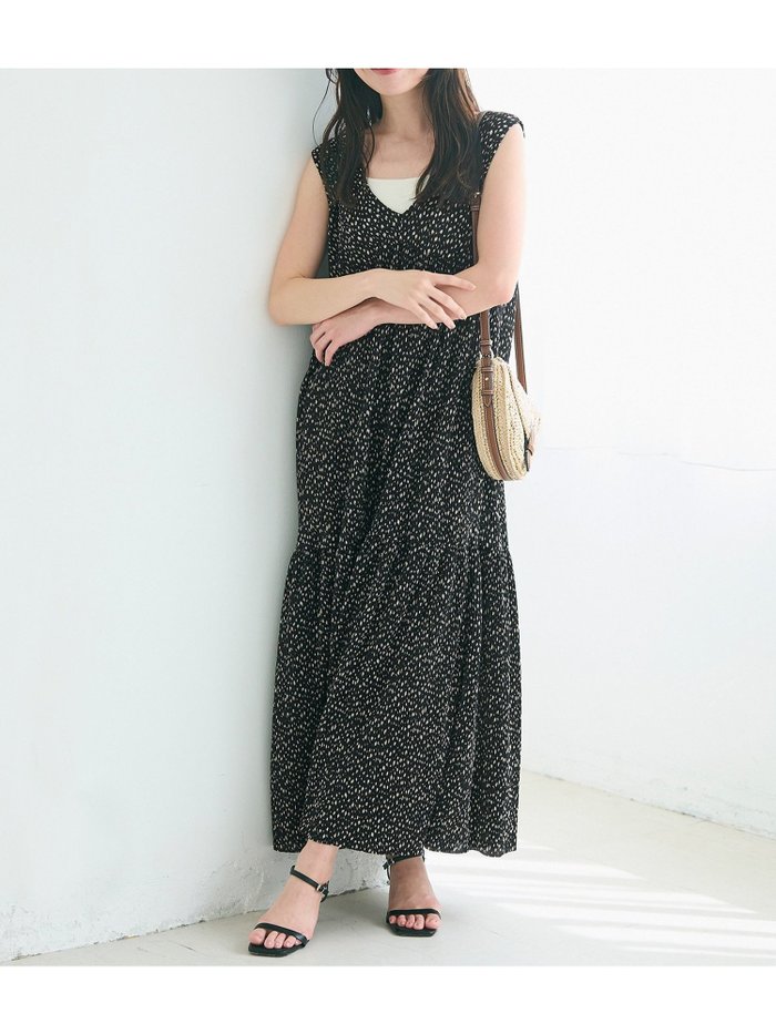 【コカ/COCA】のプリーツVネックワンピース インテリア・キッズ・メンズ・レディースファッション・服の通販 founy(ファニー) https://founy.com/ ファッション Fashion レディースファッション Ladies' Fashion Online ワンピース Dress プリーツ Pleats ポケット Pocket |ID: prp329100004596719 ipo3291000000032667674